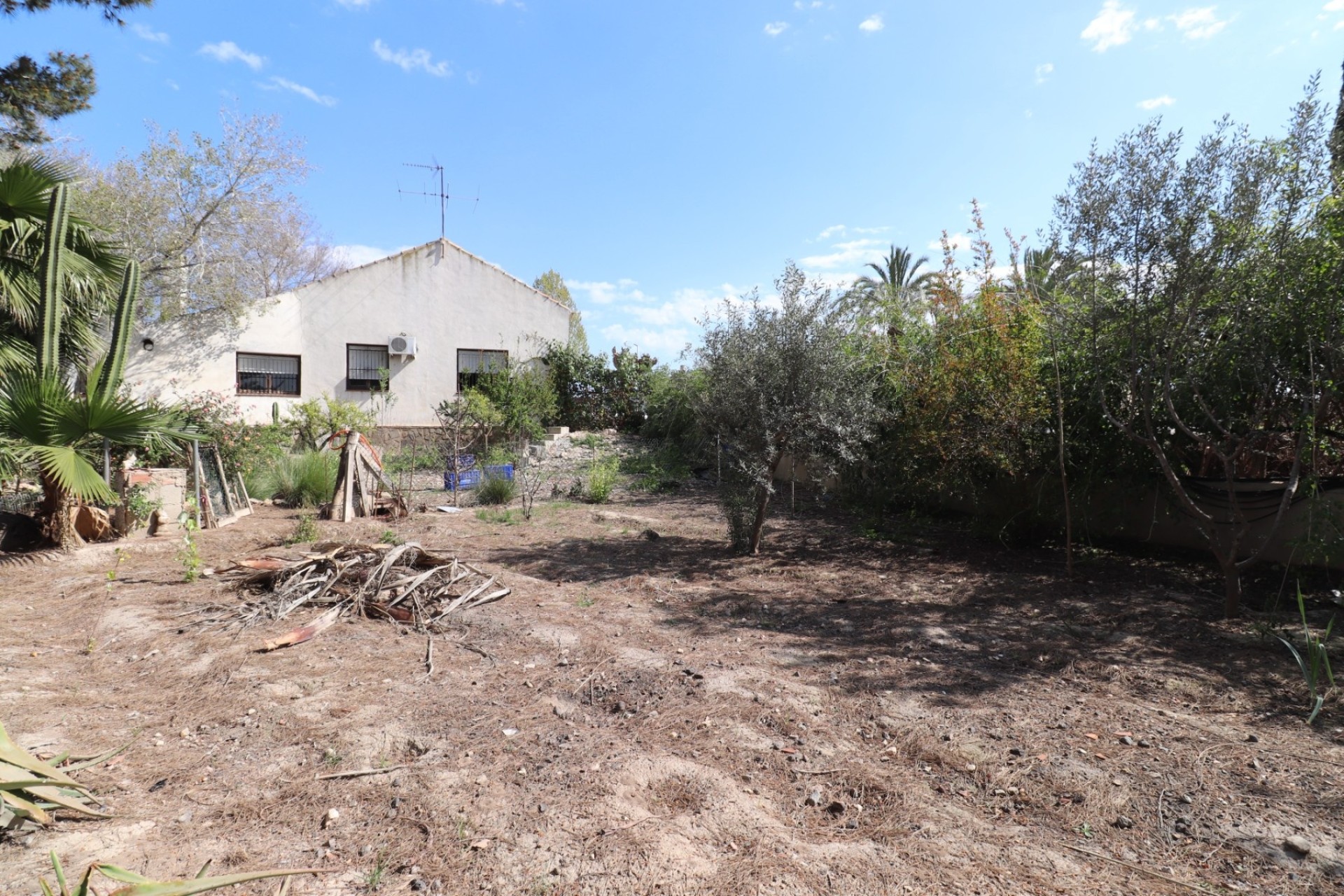 Sprzedaż - Detached Villa -
Heredades - Heredades - Village
