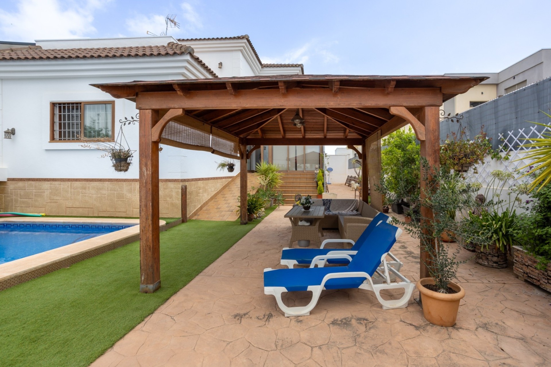 Sprzedaż - Detached Villa -
Los Montesinos - La Herrada