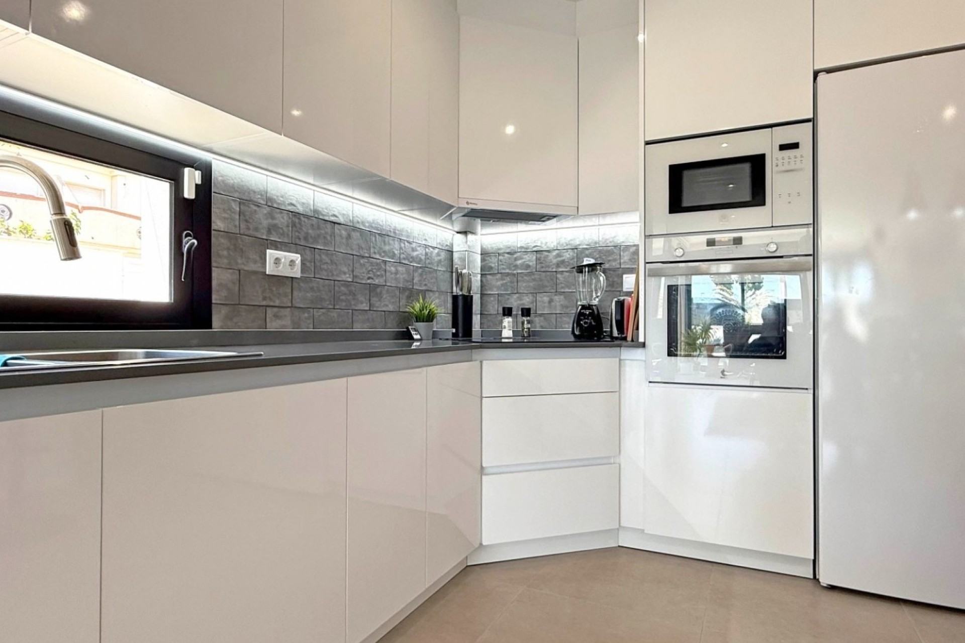 Sprzedaż - Detached Villa -
San Pedro del Pinatar - San Pedro de Pinatar