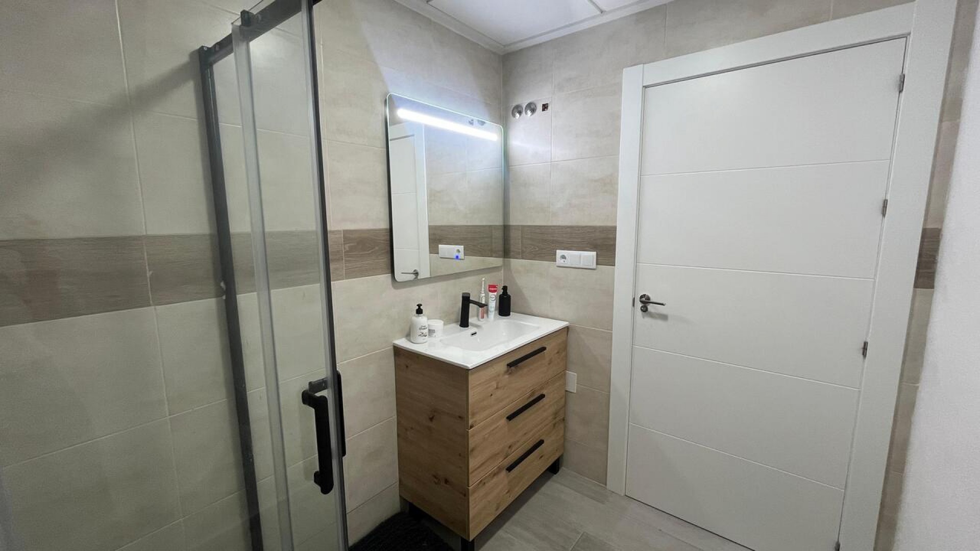 Sprzedaż - Dom miejski -
Algorfa