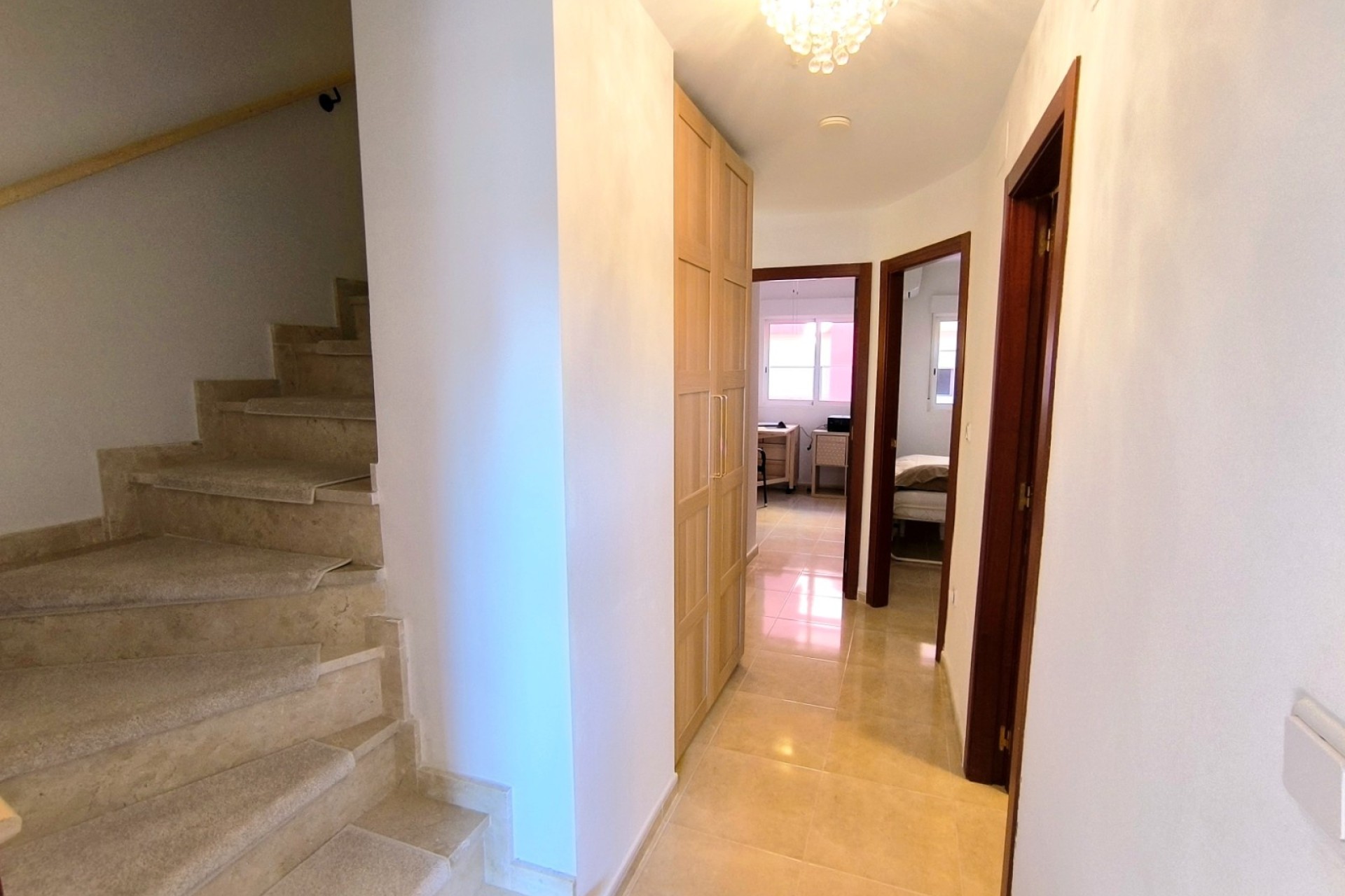 Sprzedaż - Dom miejski -
Bigastro