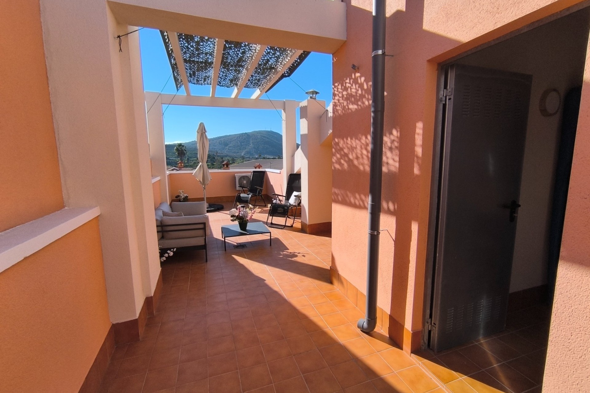 Sprzedaż - Dom miejski -
Bigastro