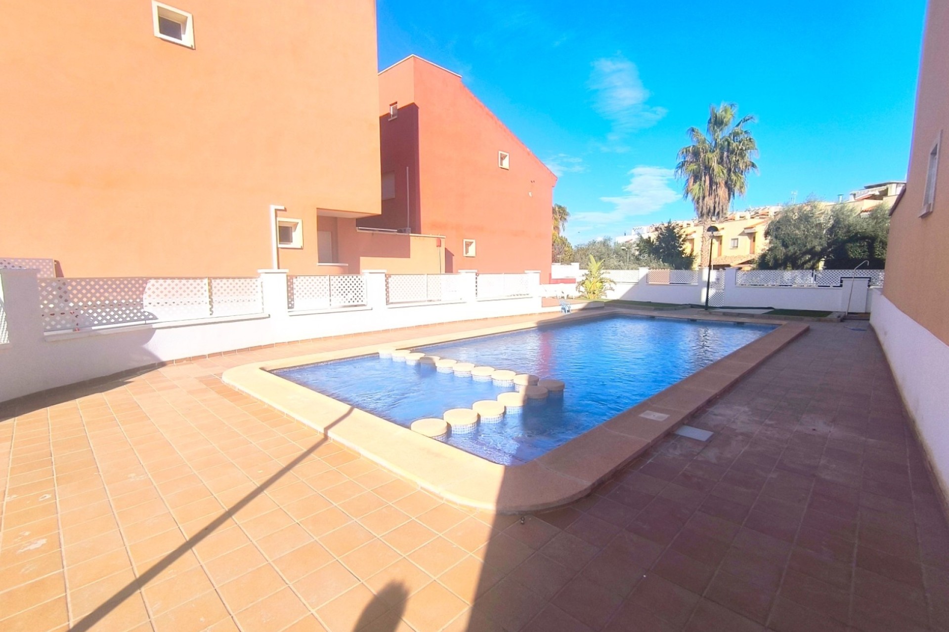 Sprzedaż - Dom miejski -
Bigastro