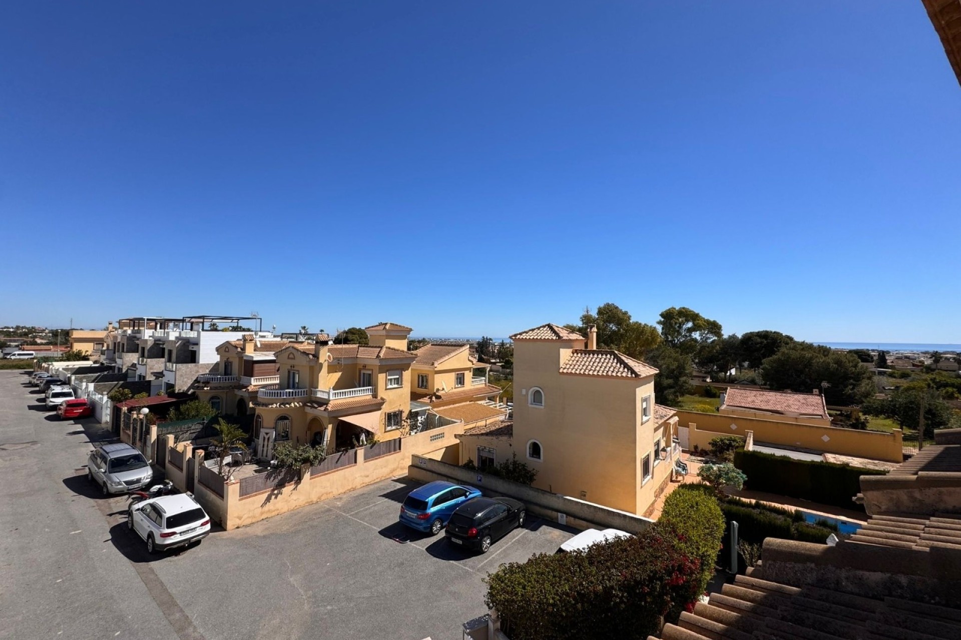 Sprzedaż - Dom miejski -
Campoamor - Costa Blanca