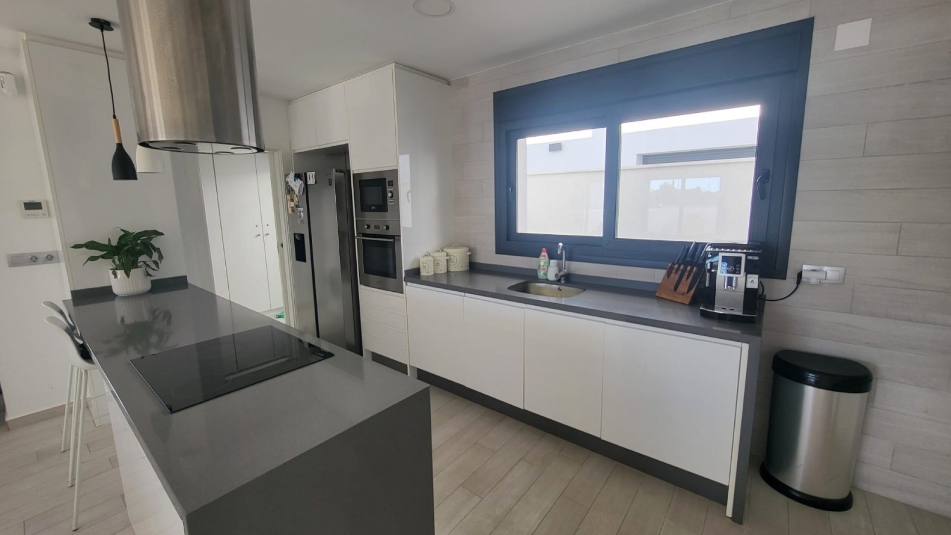 Sprzedaż - Dom miejski -
Daya Vieja