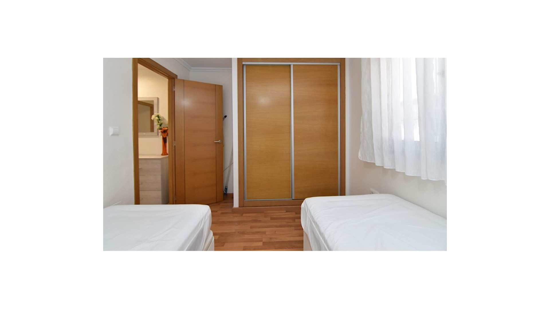 Sprzedaż - Dom miejski -
Guardamar del Segura