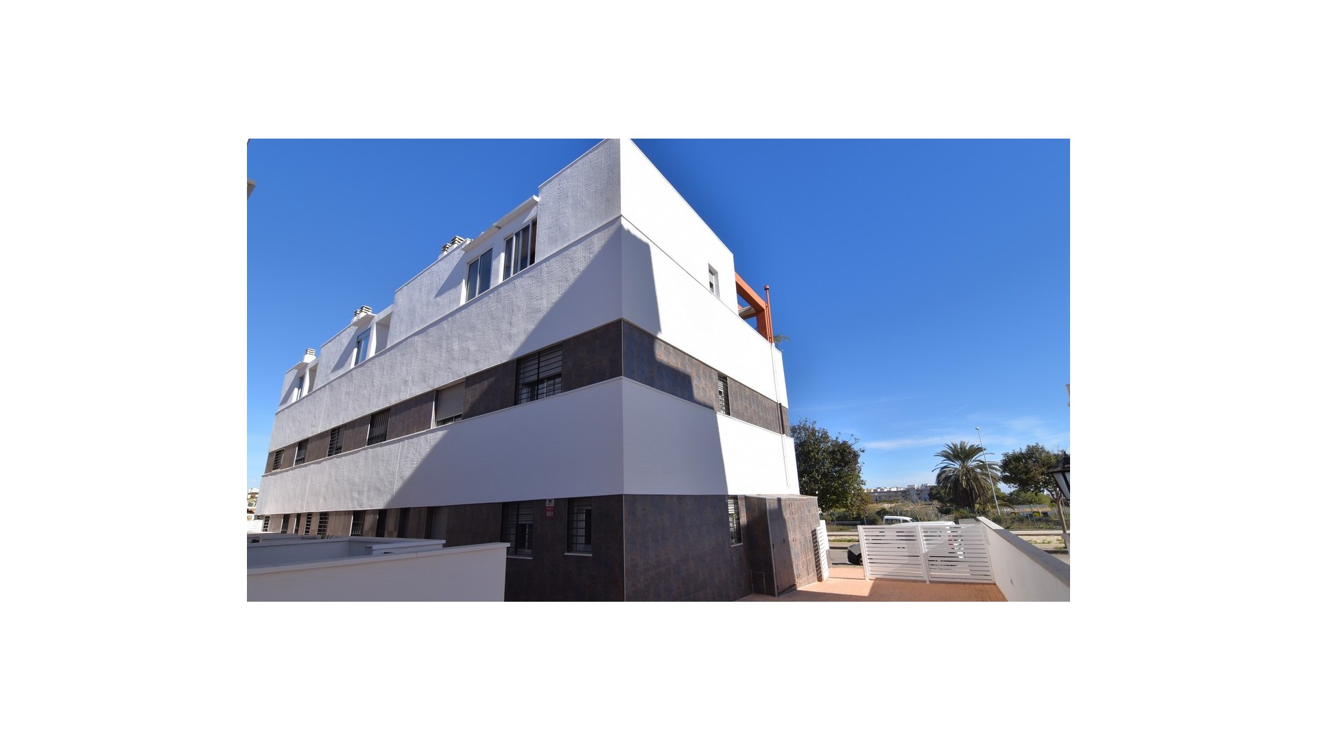 Sprzedaż - Dom miejski -
Guardamar del Segura