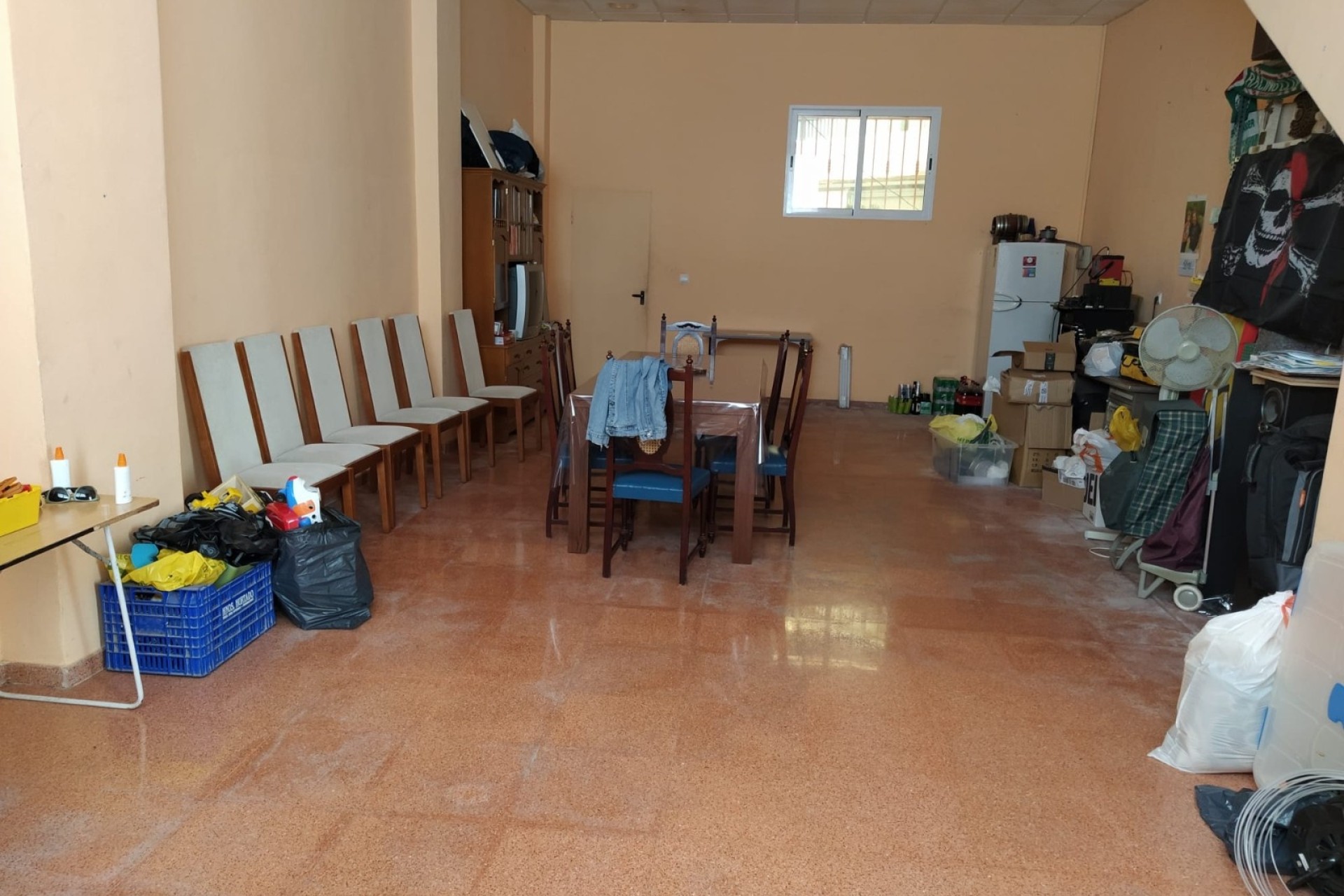 Sprzedaż - Dom miejski -
Hondón de las Nieves