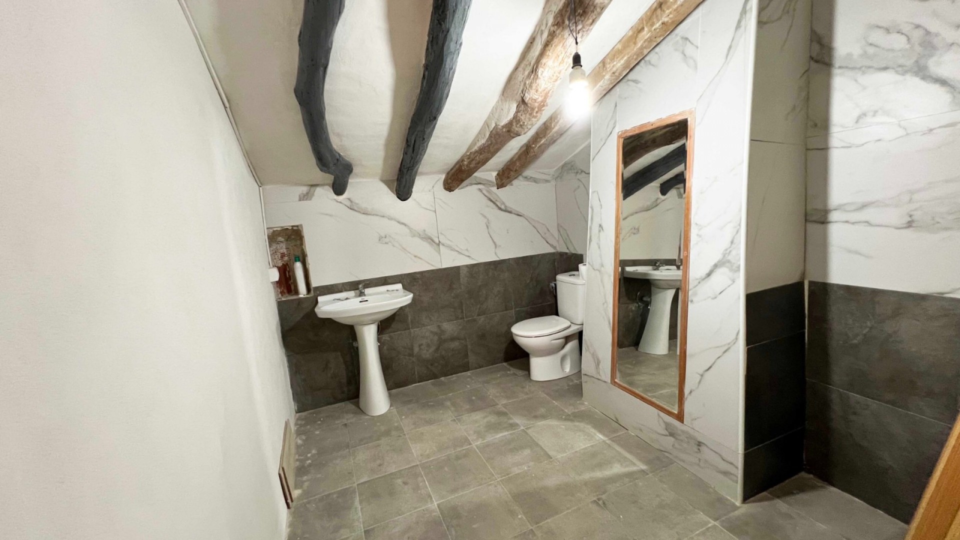 Sprzedaż - Dom miejski -
Hondón de los Fráiles