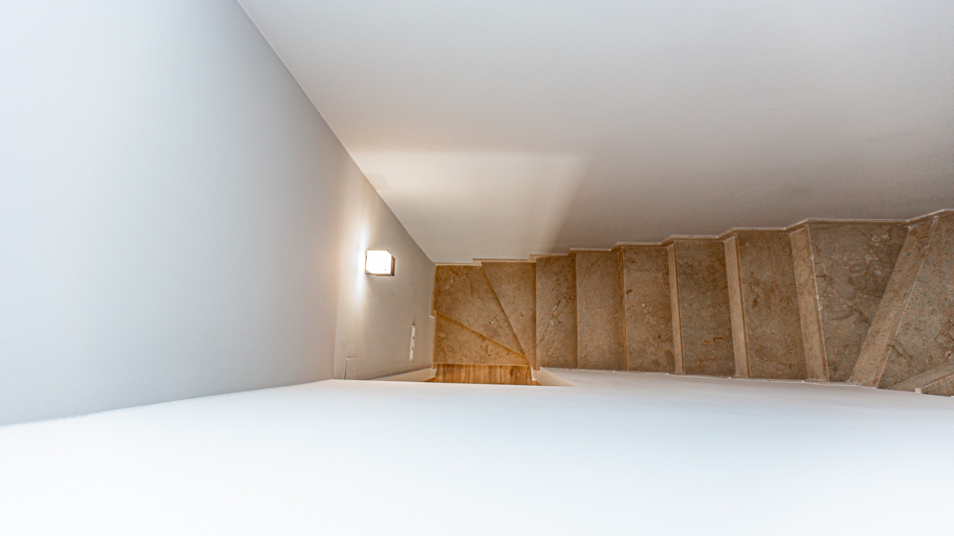 Sprzedaż - Dom miejski -
Los Altos