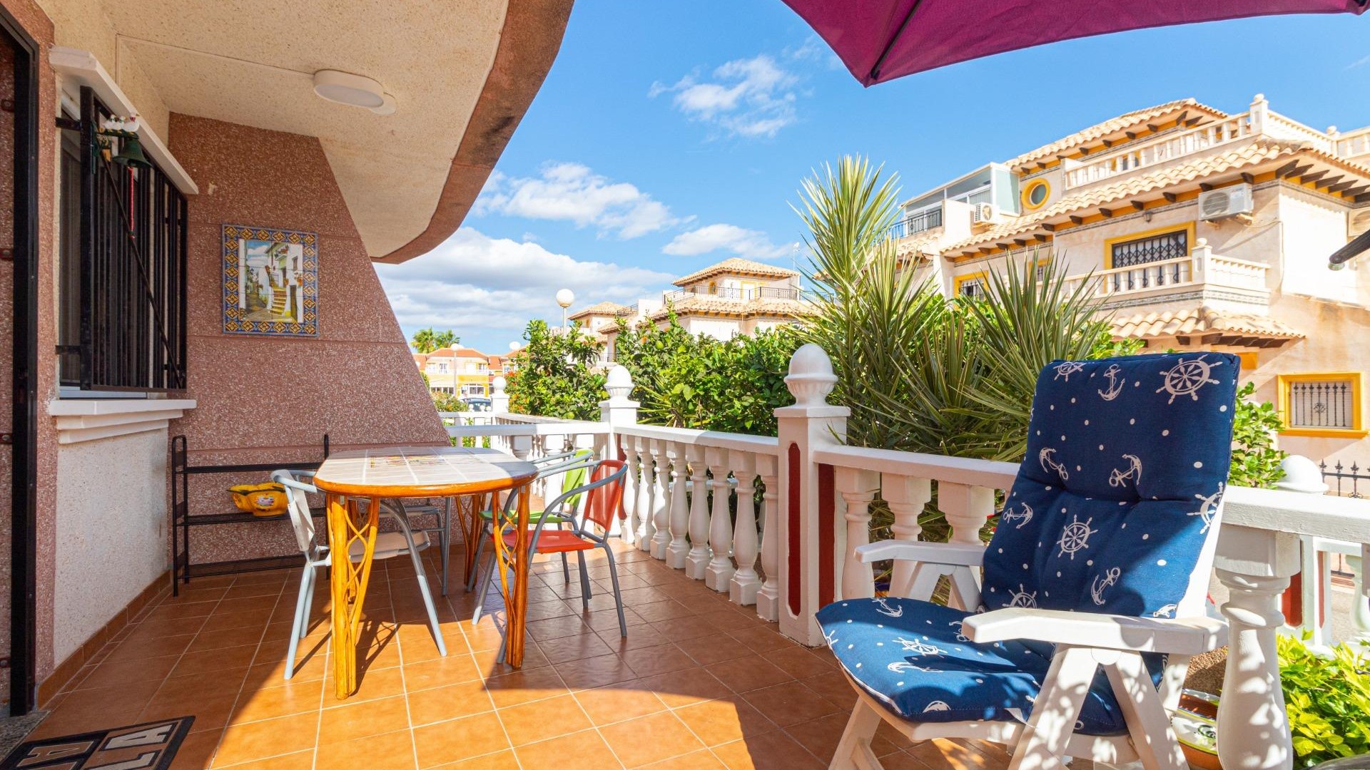 Sprzedaż - Dom miejski -
Orihuela Costa - Cabo Roig