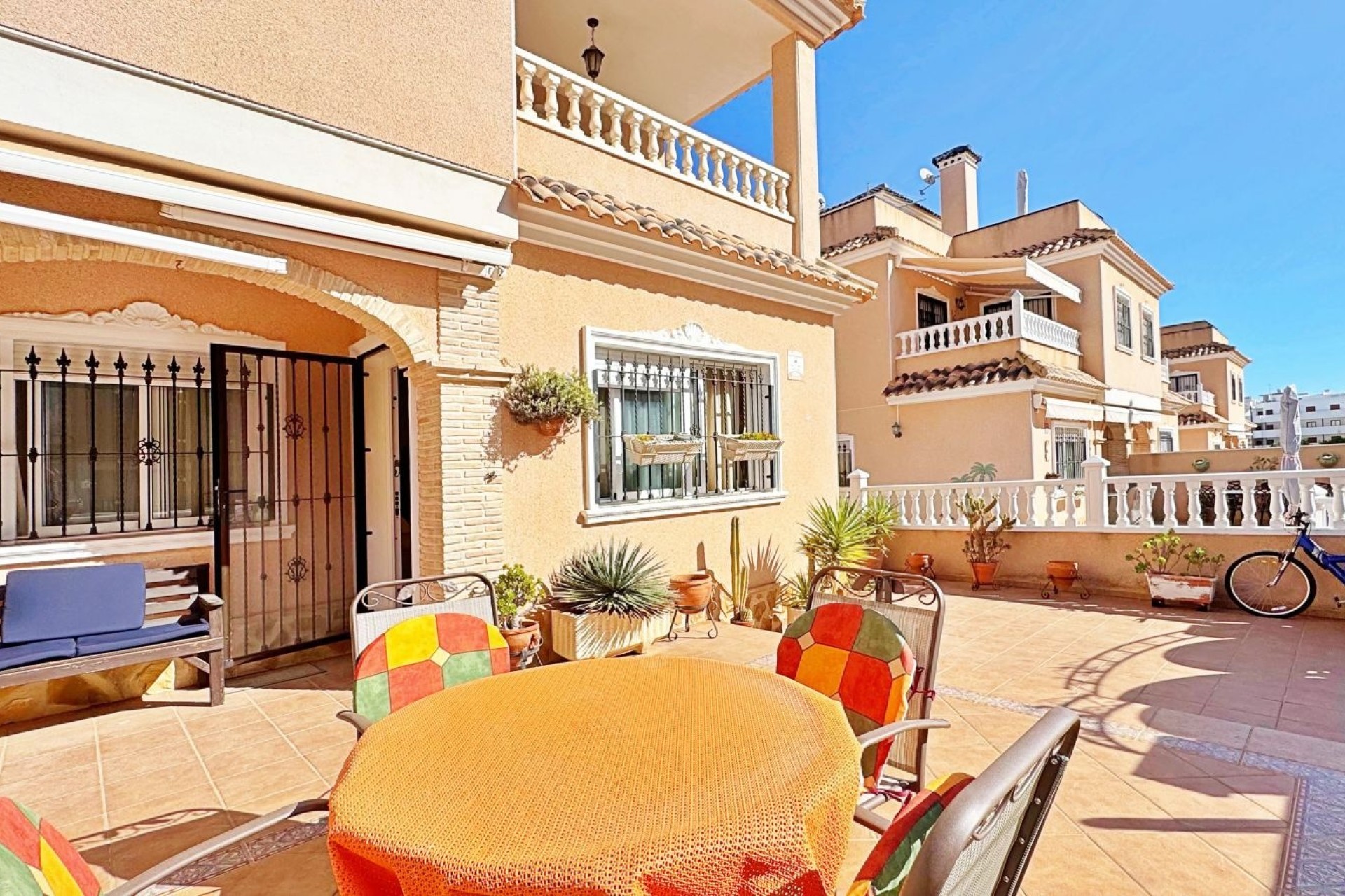 Sprzedaż - Dom miejski -
Orihuela Costa - Costa Blanca