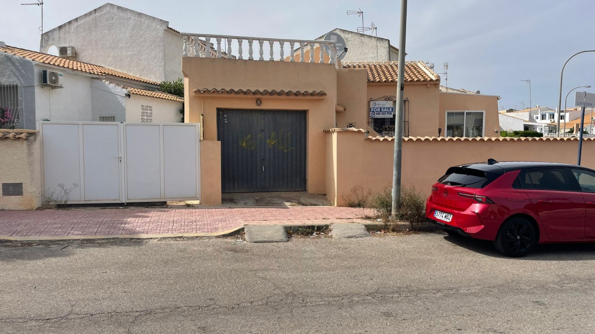 Sprzedaż - Dom miejski -
Orihuela Costa - La Florida