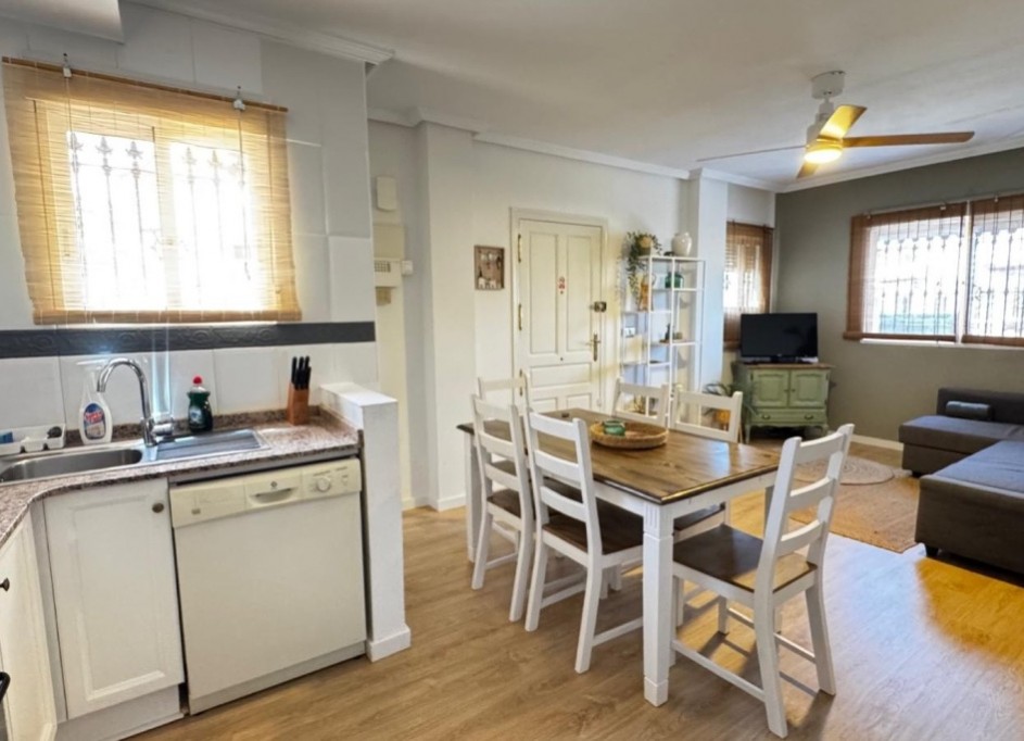 Sprzedaż - Dom miejski -
Orihuela Costa - Villamartín