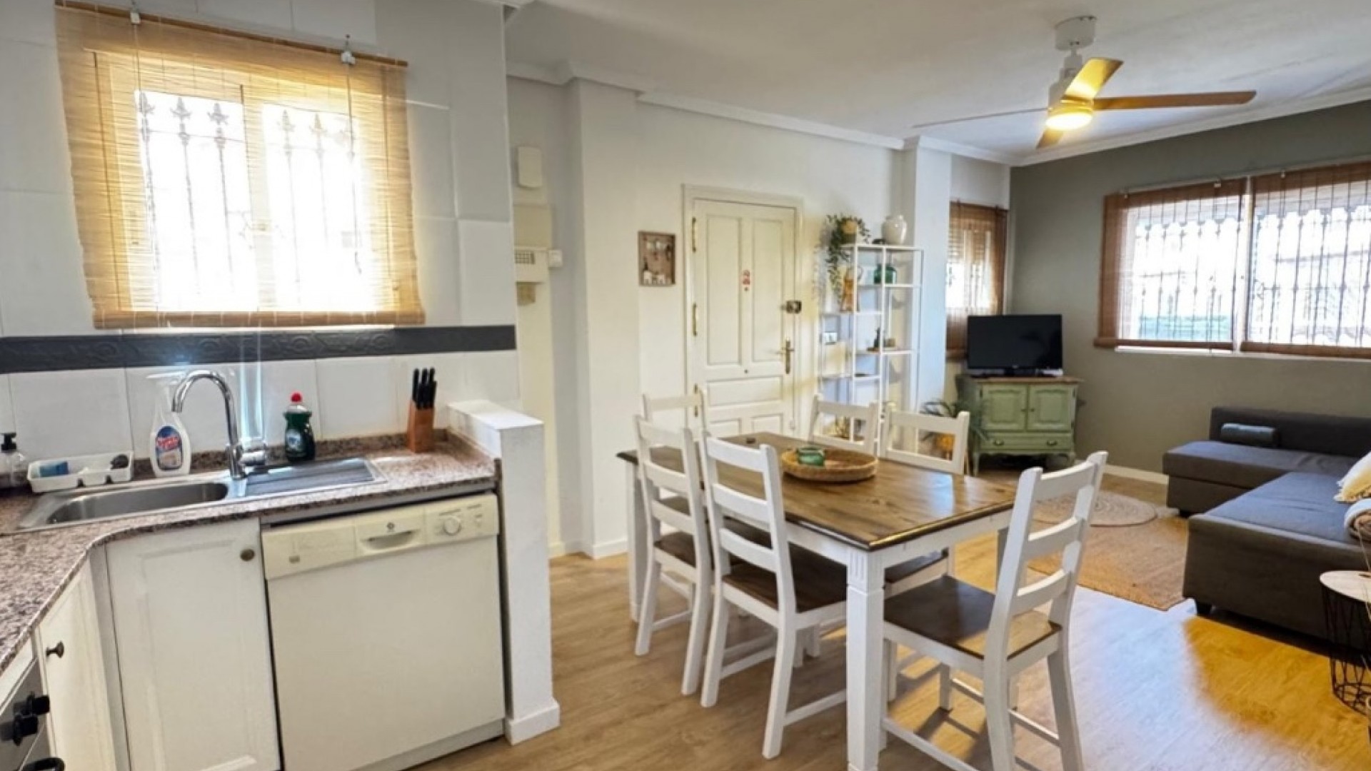 Sprzedaż - Dom miejski -
Orihuela Costa - Villamartín