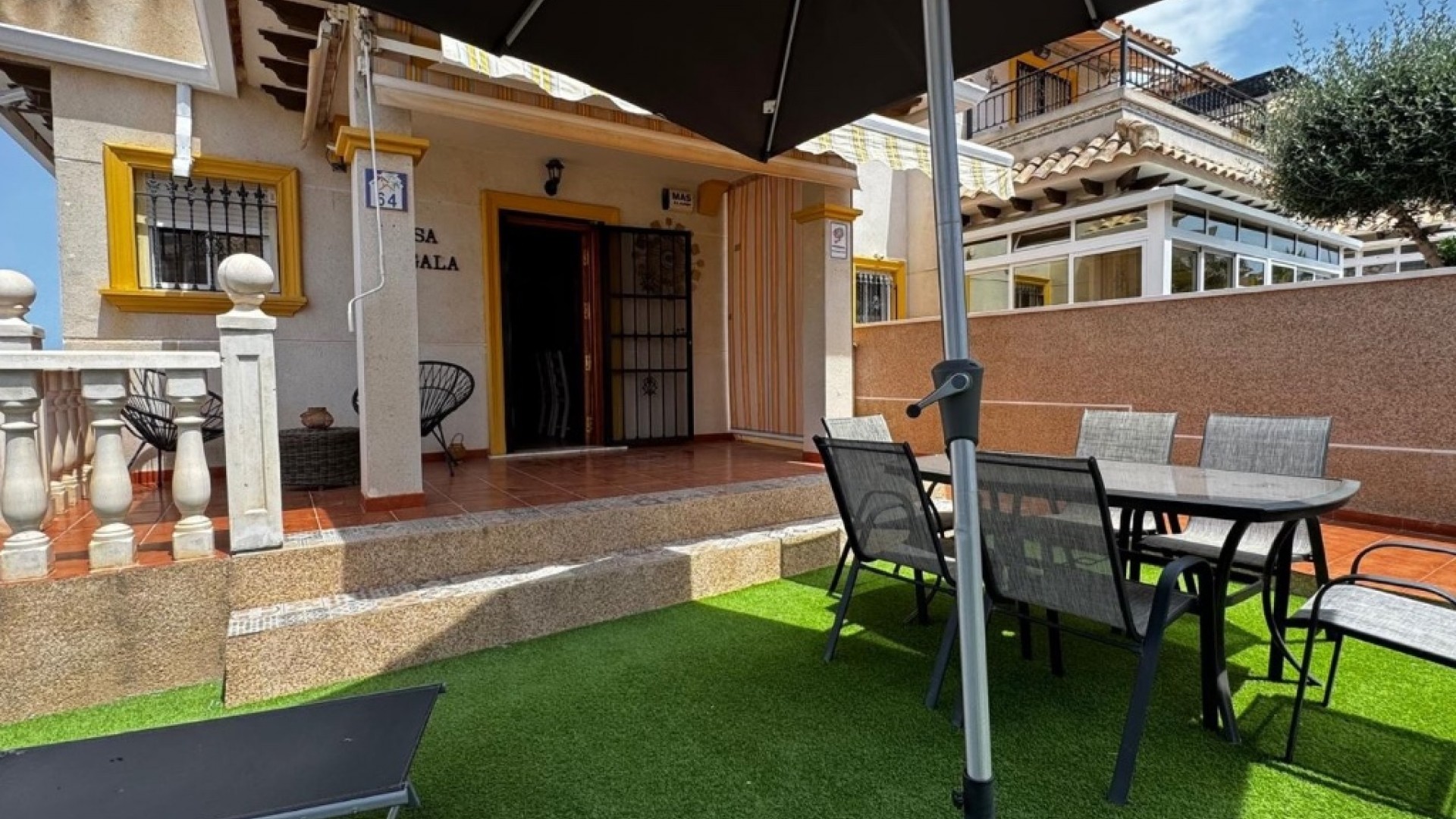 Sprzedaż - Dom miejski -
Orihuela Costa - Villamartín