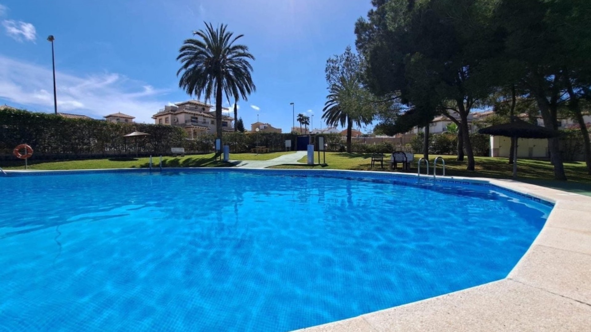 Sprzedaż - Dom miejski -
Orihuela Costa - Villamartín