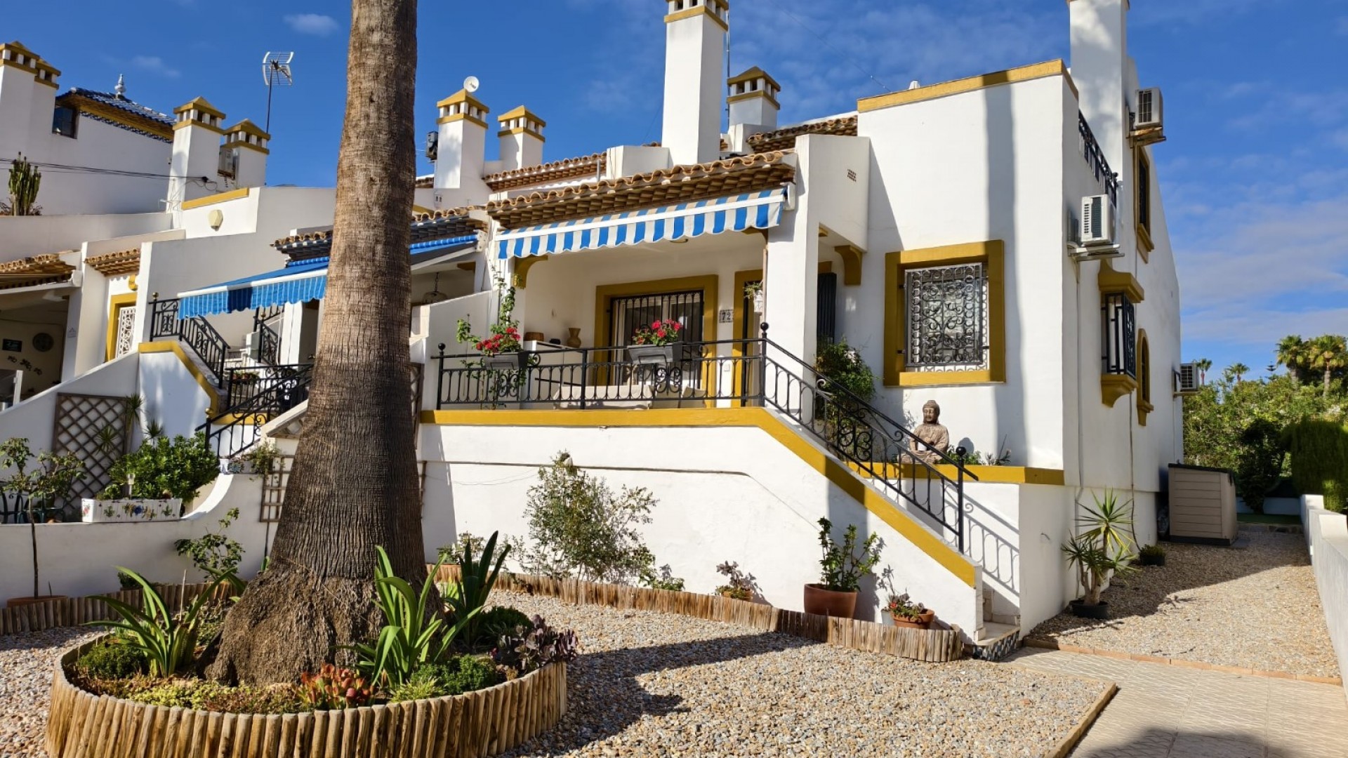 Sprzedaż - Dom miejski -
Orihuela Costa - Villamartín