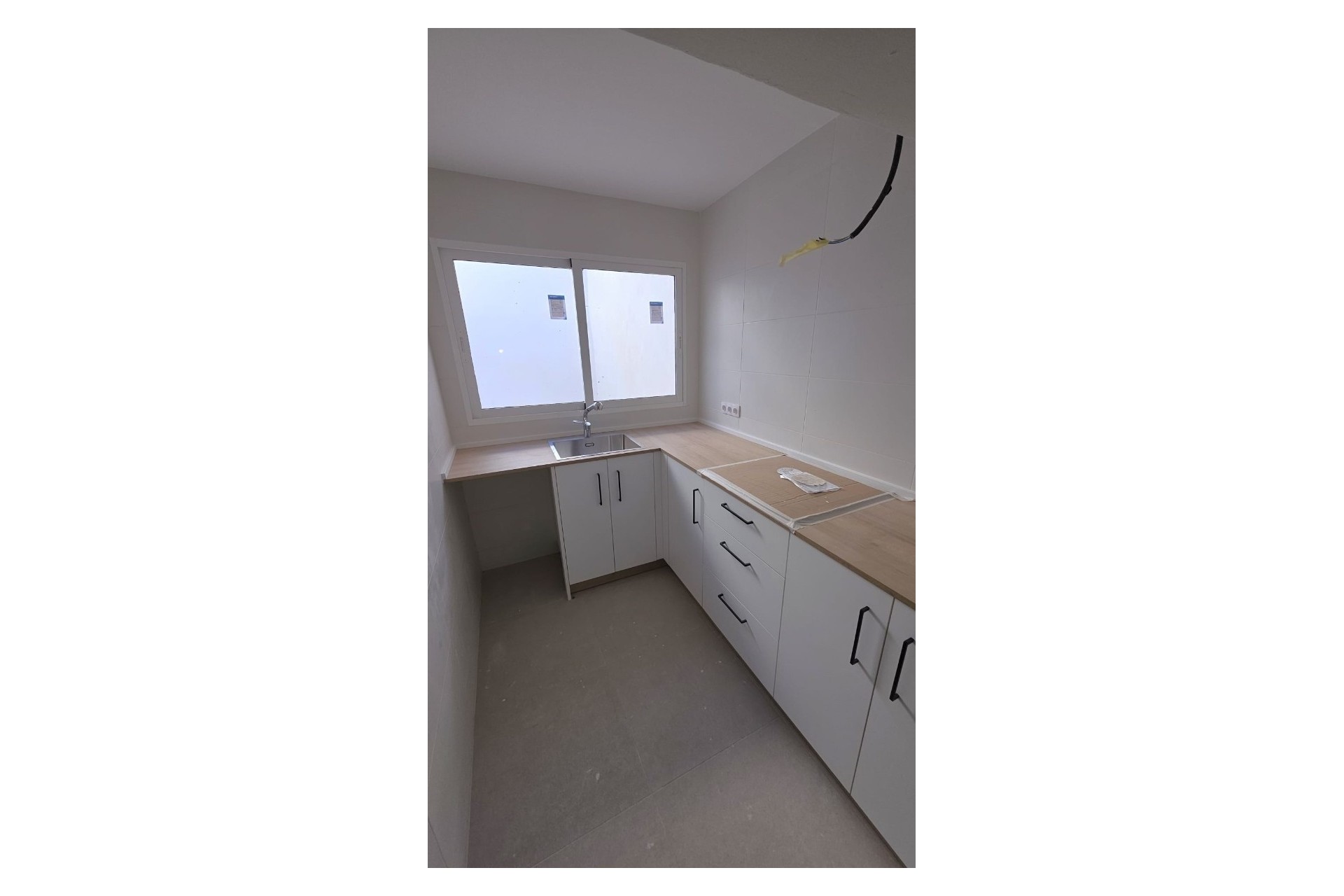 Sprzedaż - Dom miejski -
Pinoso - Inland