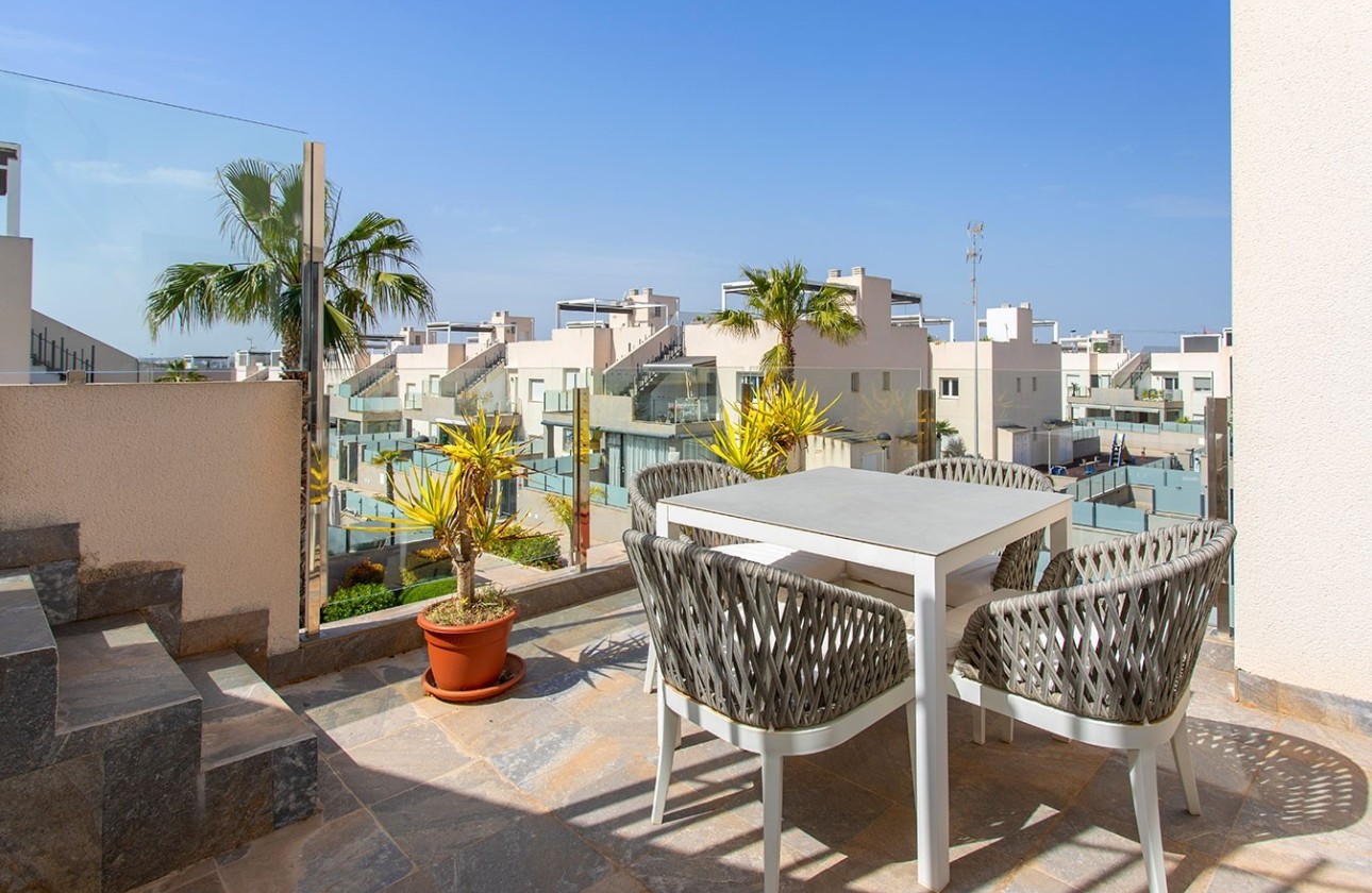 Sprzedaż - Dom miejski -
Torrevieja - Aguas Nuevas