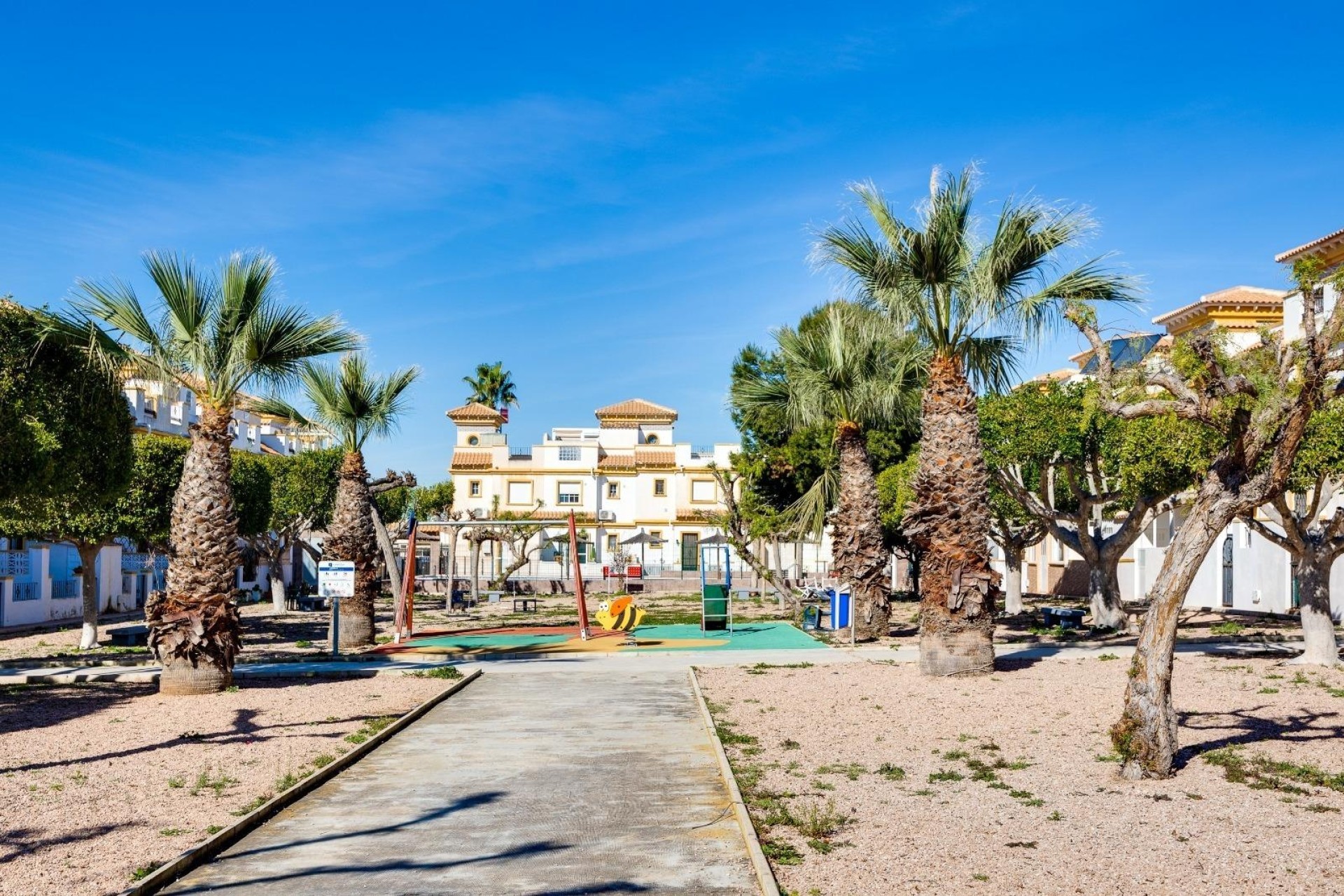 Sprzedaż - Dom miejski -
Torrevieja - Aguas Nuevas