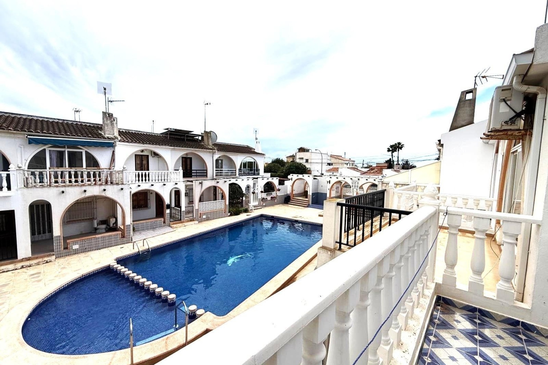 Sprzedaż - Dom miejski -
Torrevieja - El chaparral