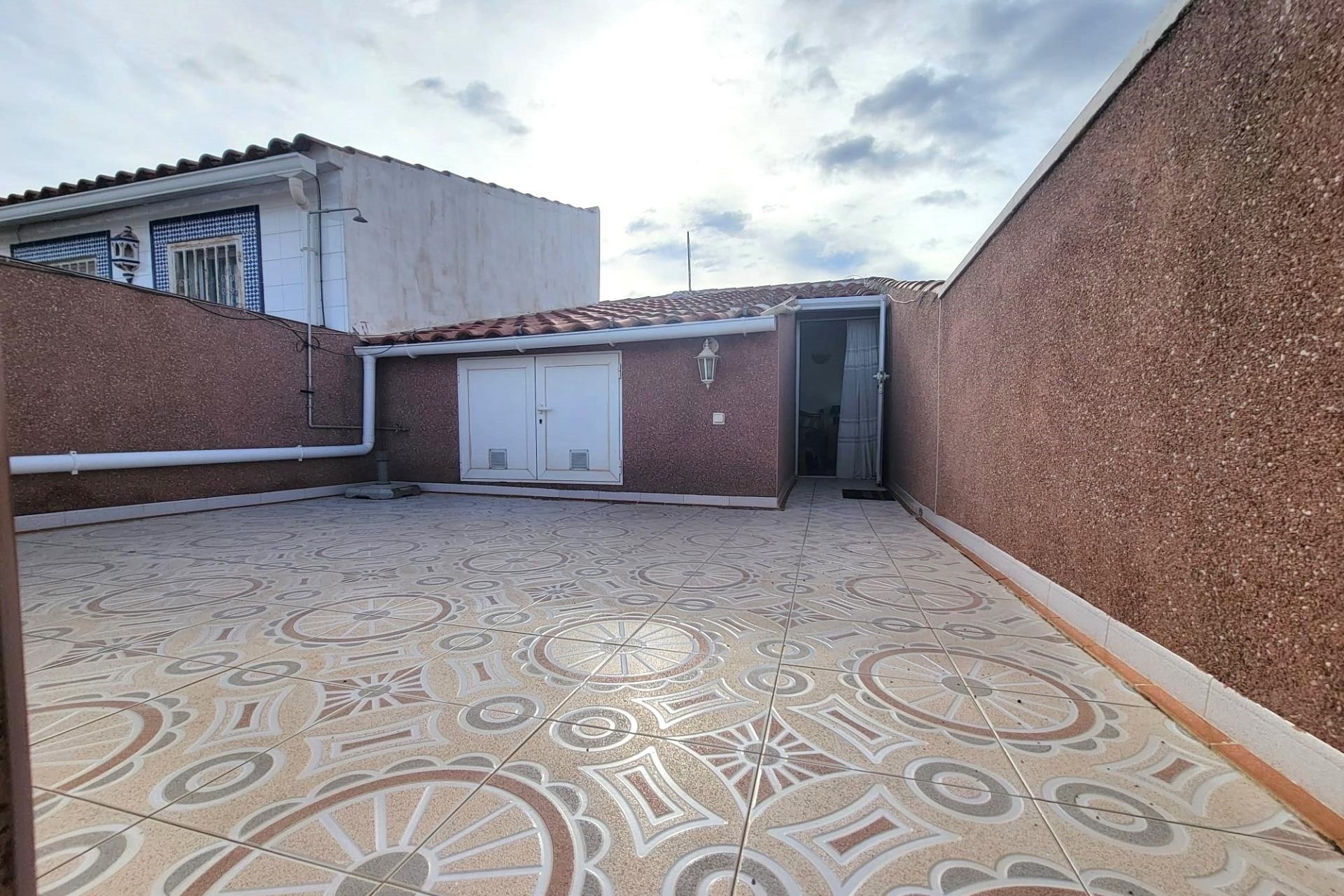 Sprzedaż - Dom miejski -
Torrevieja - El chaparral