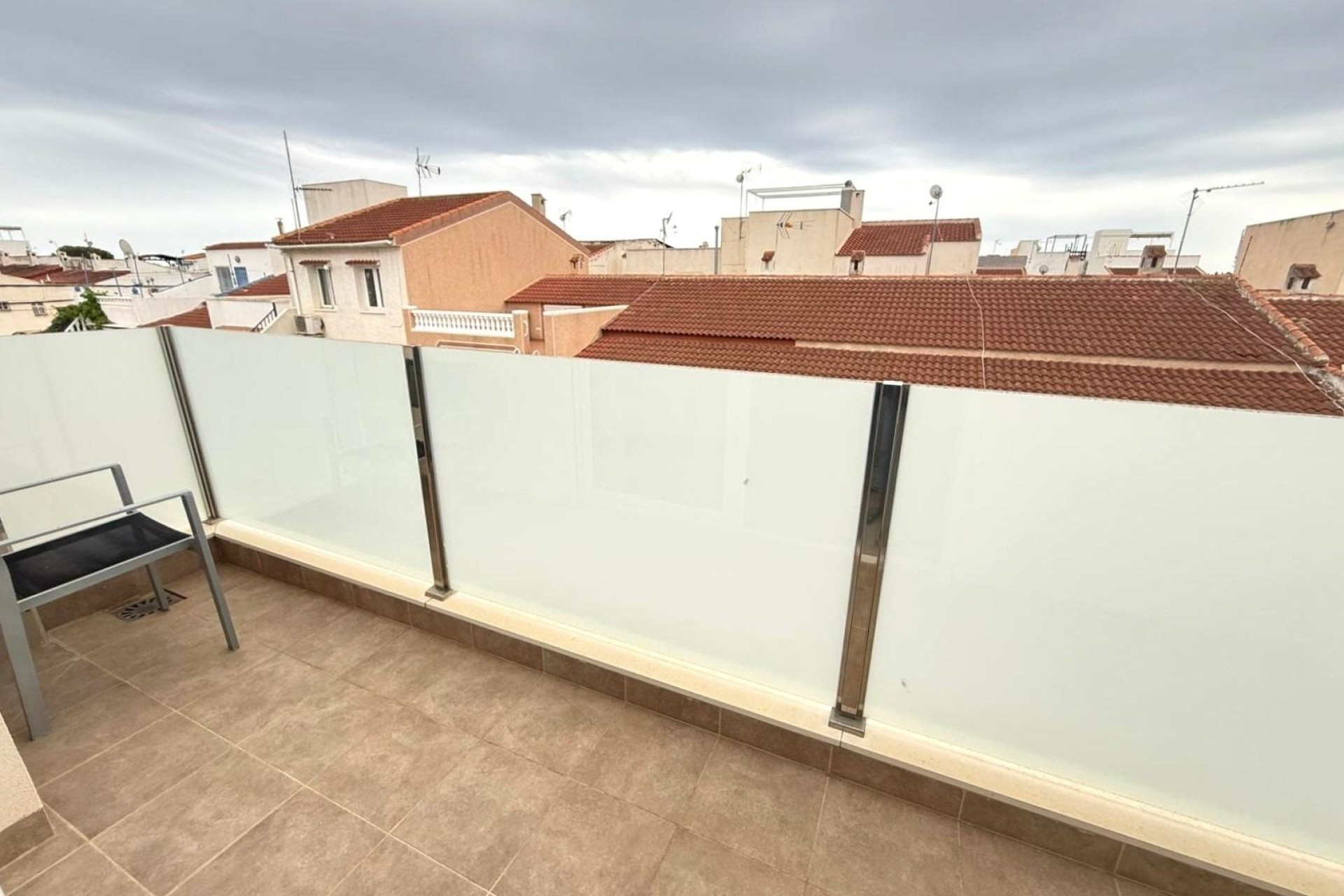 Sprzedaż - Dom miejski -
Torrevieja - El chaparral