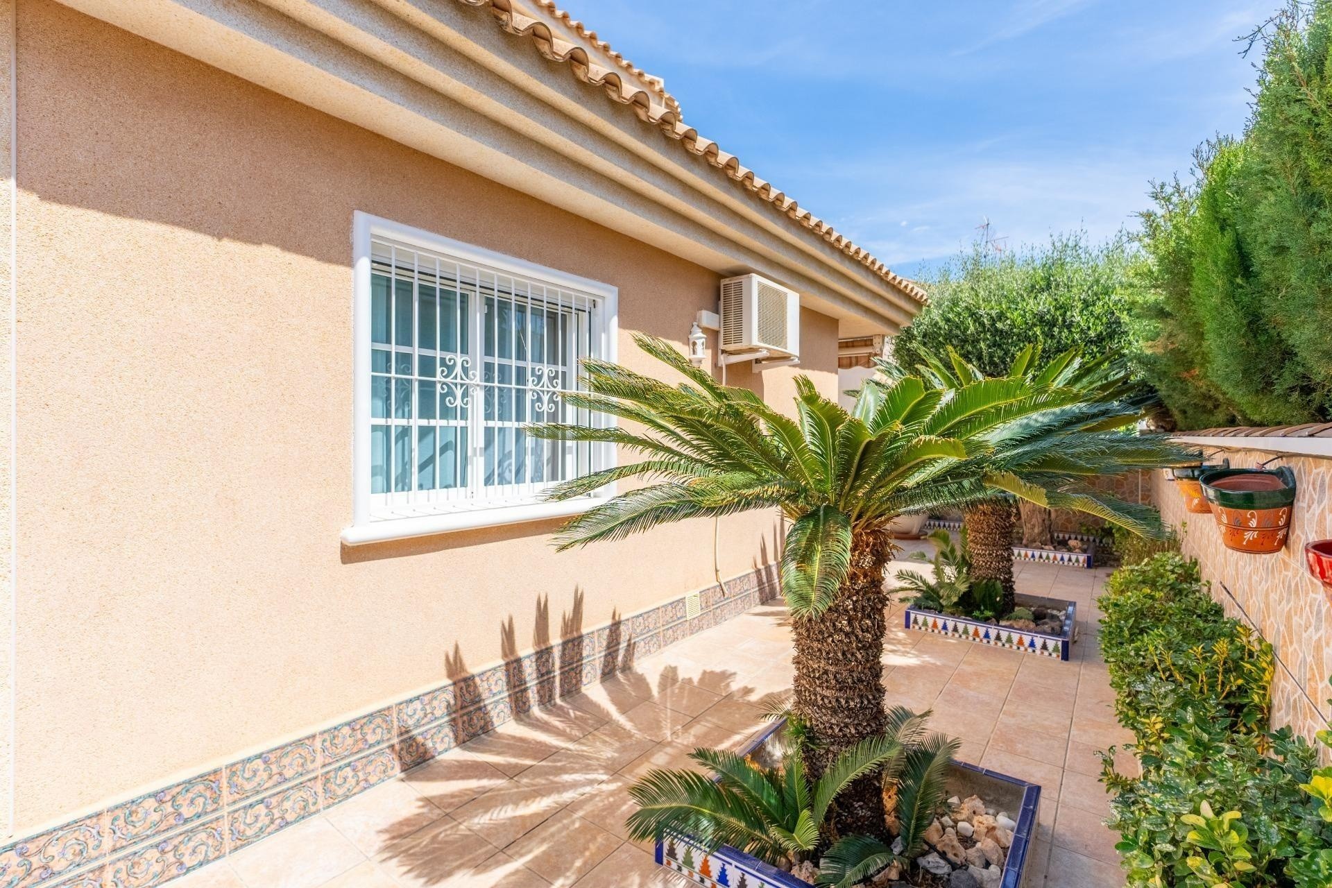 Sprzedaż - Dom miejski -
Torrevieja - Los Balcones - Los Altos del Edén