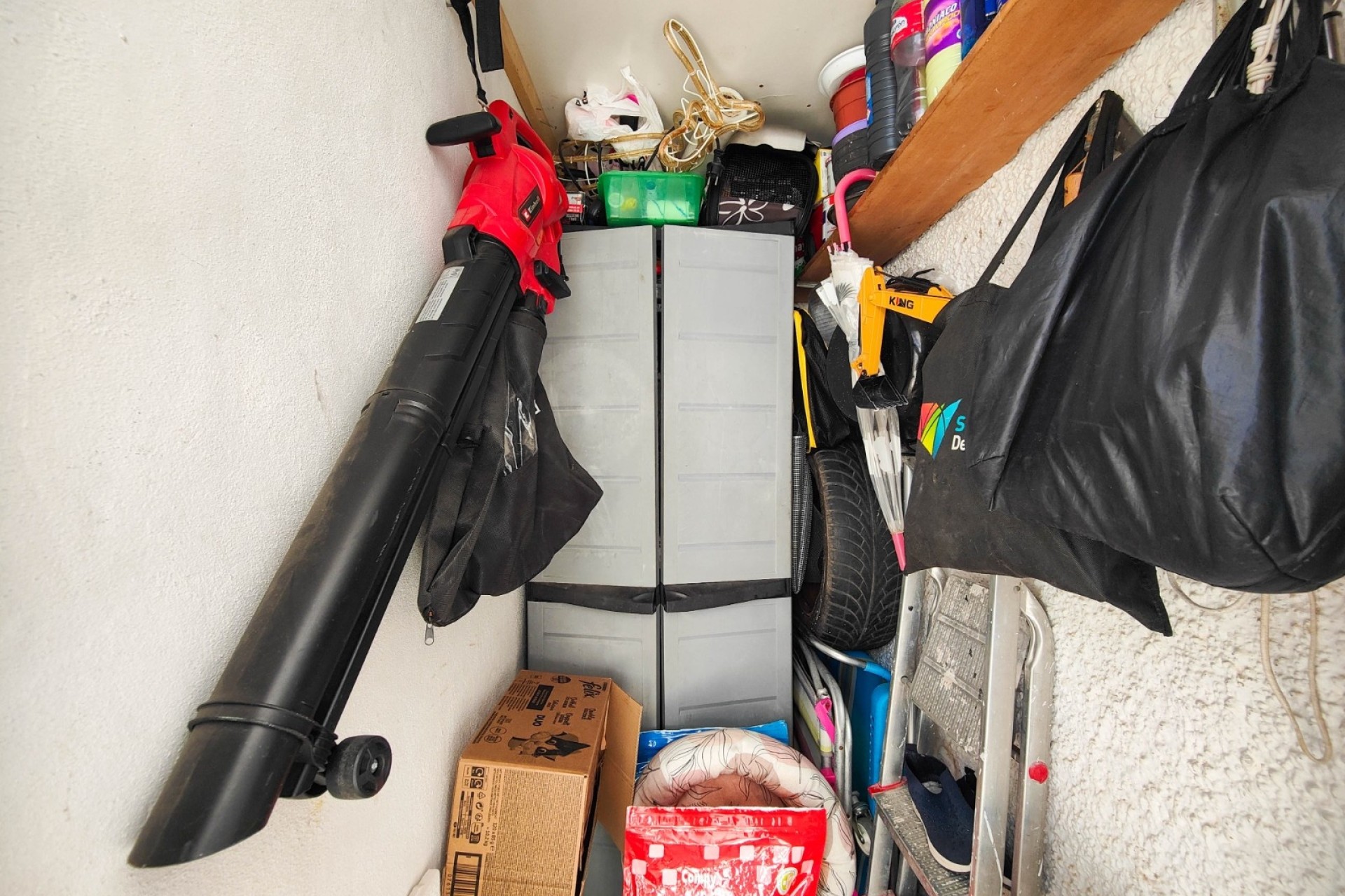 Sprzedaż - Dom miejski -
Torrevieja - Torreta - Salado