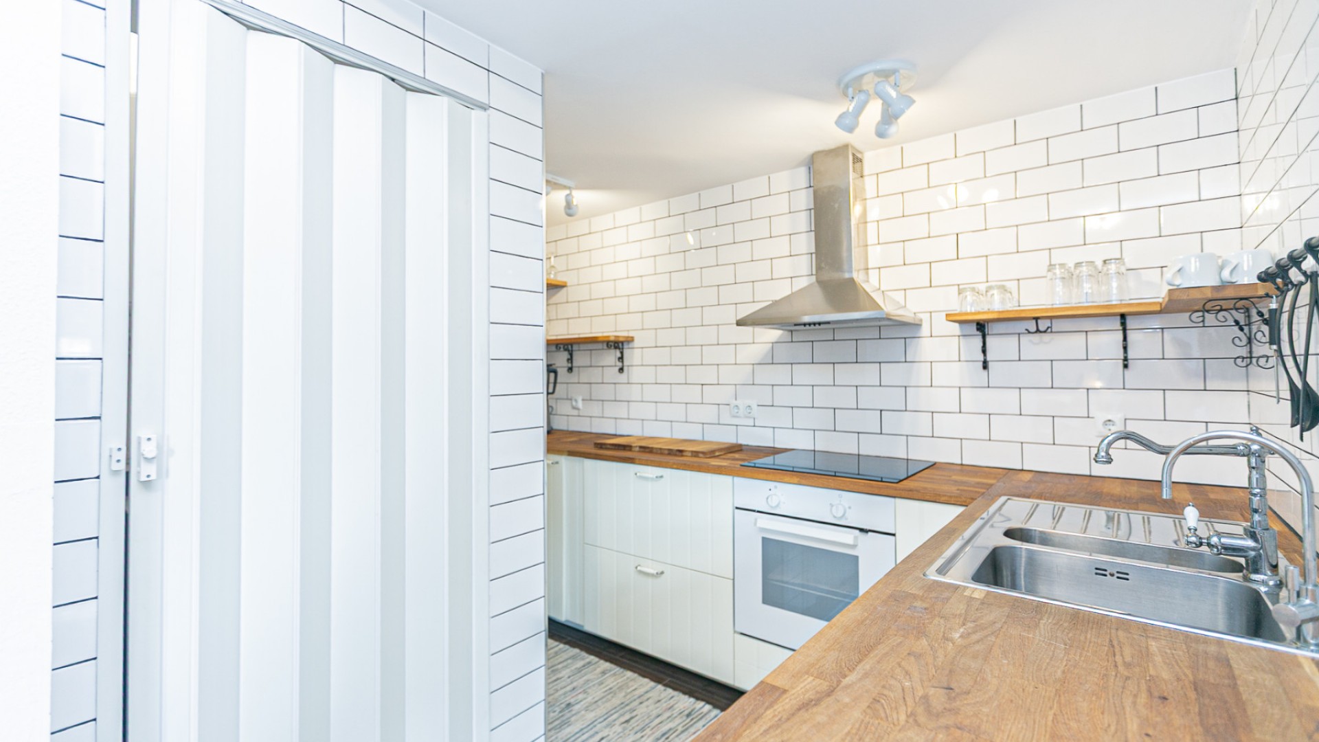 Sprzedaż - Dom miejski -
Torrevieja - Torretas