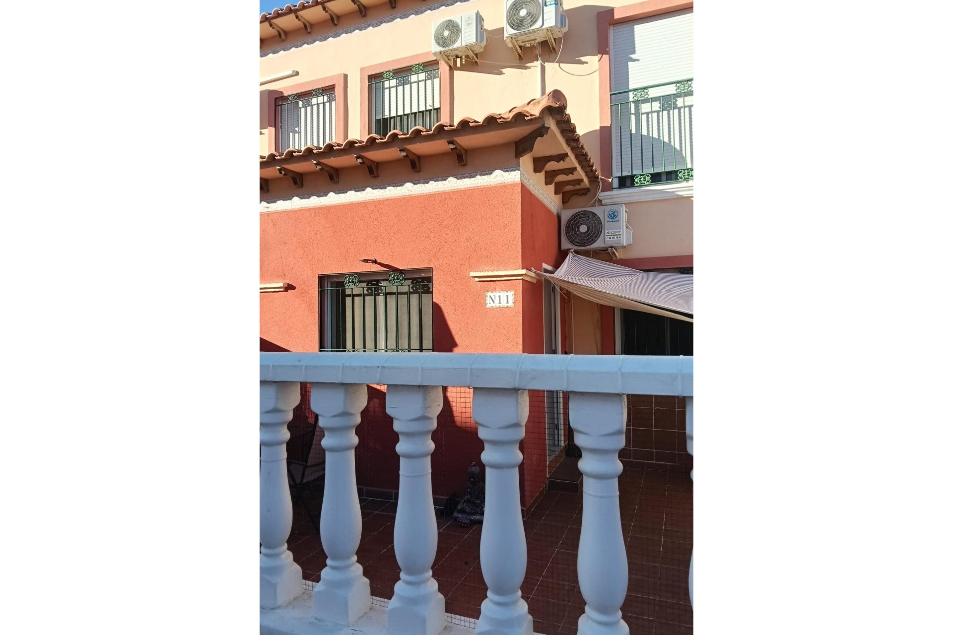 Sprzedaż - Dom miejski -
Torrevieja - Torretas