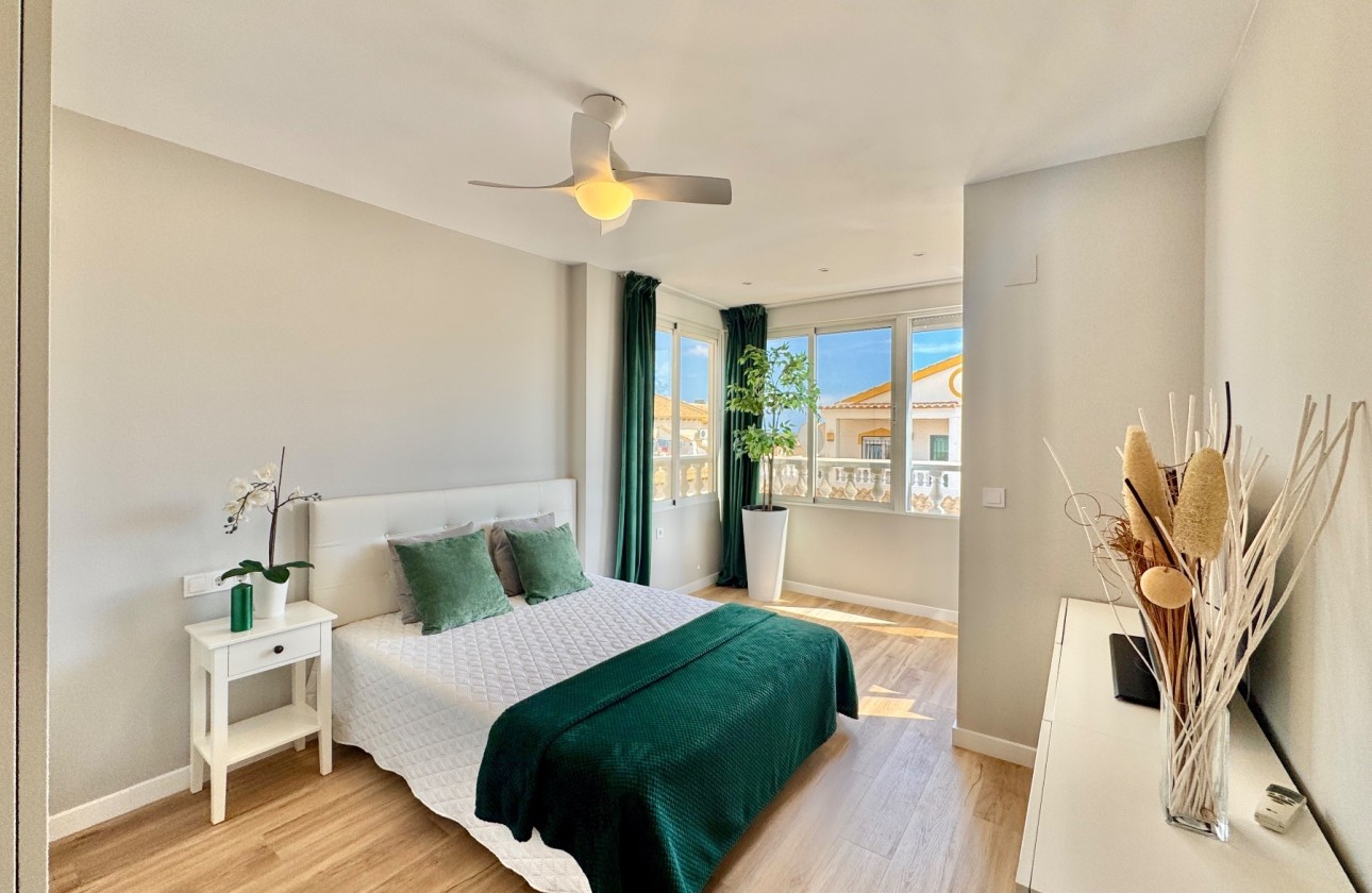 Sprzedaż - Dom szeregowy -
Orihuela Costa