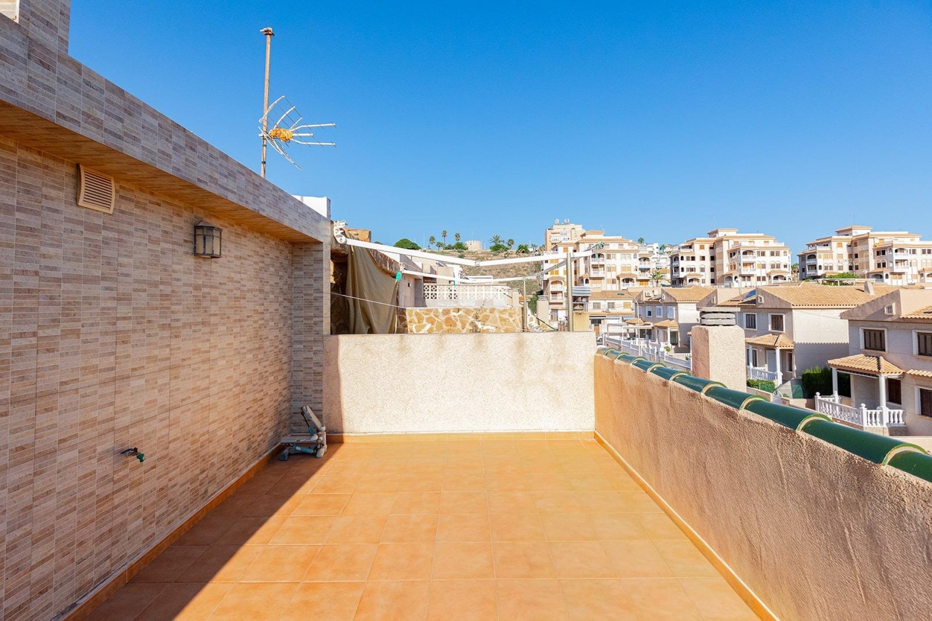Sprzedaż - Dom szeregowy -
Torrevieja - Cabo cervera