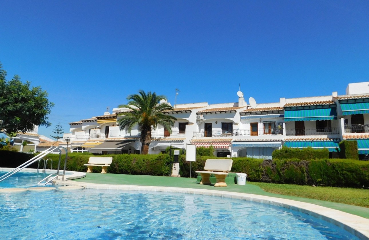 Sprzedaż - Dom szeregowy -
Torrevieja - Lago Jardin