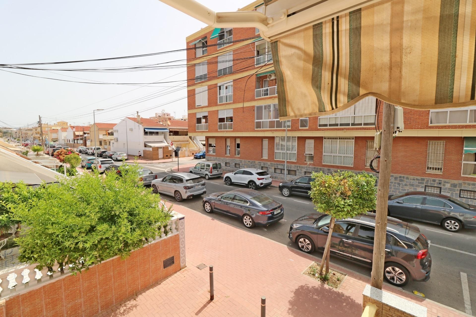 Sprzedaż - Dom szeregowy -
Torrevieja - Playa de los Naufragos
