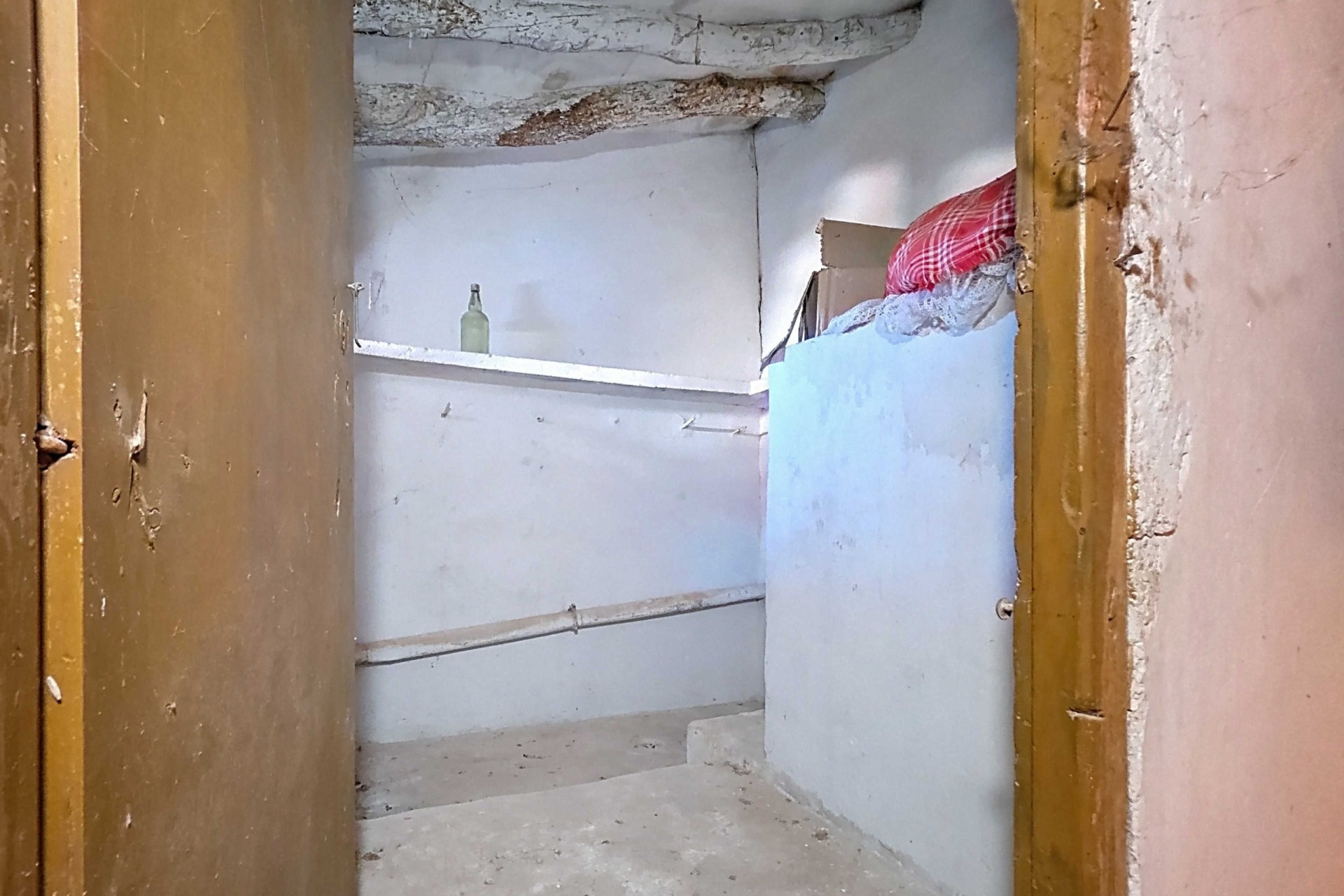 Sprzedaż - Dwór -
Torre Del Rico