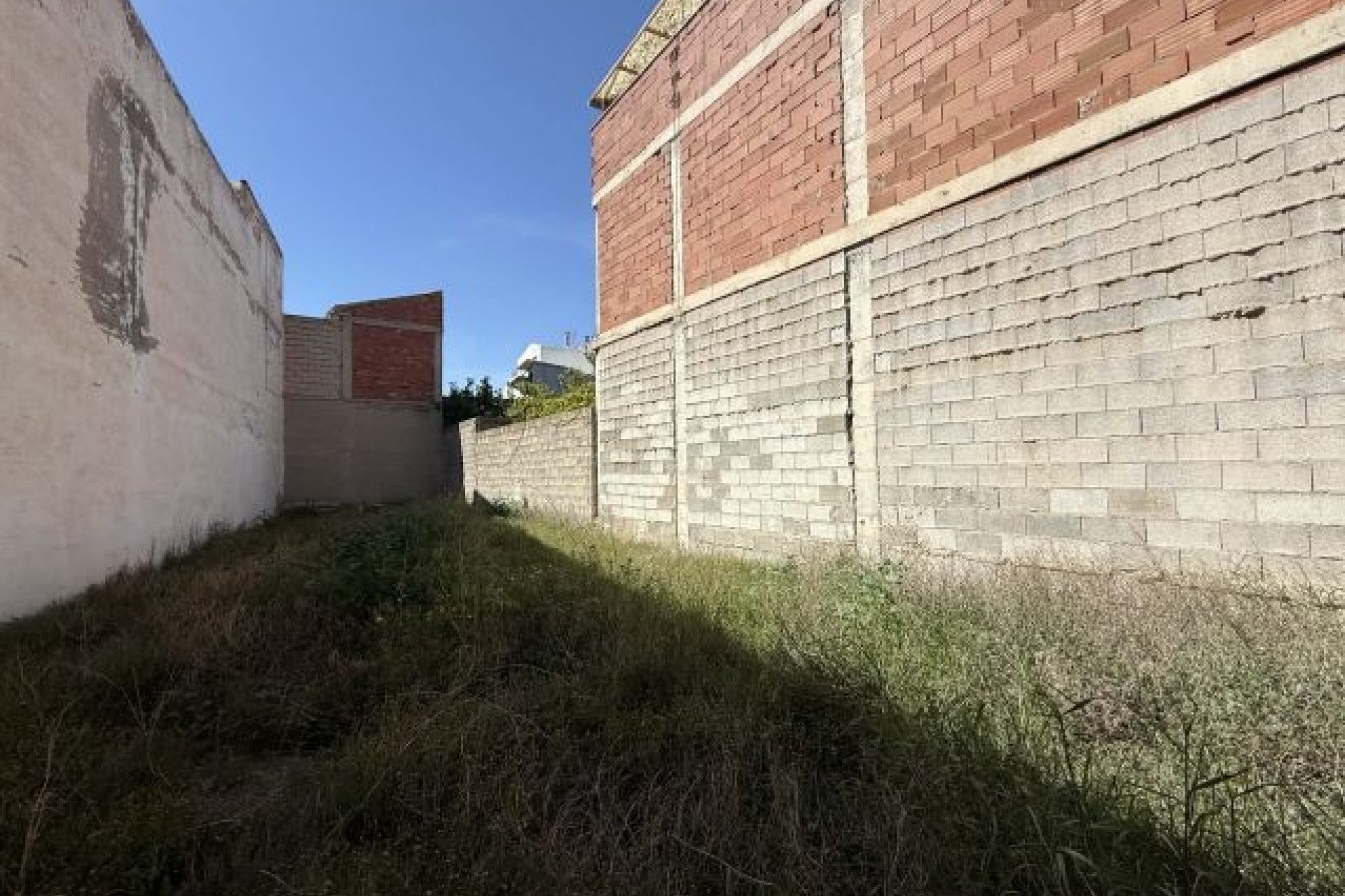 Sprzedaż - Działka / Grunt -
La Romana