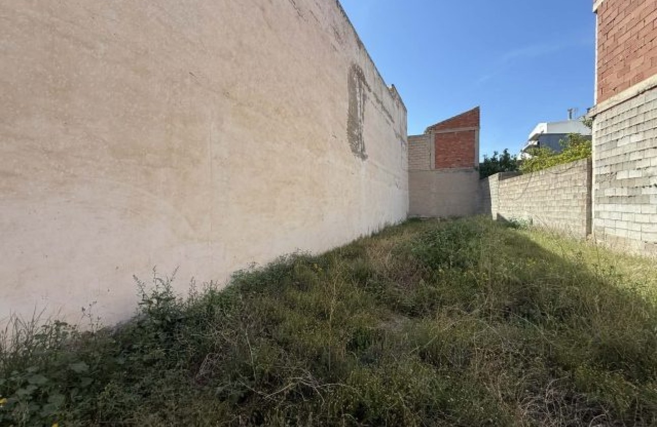 Sprzedaż - Działka / Grunt -
La Romana