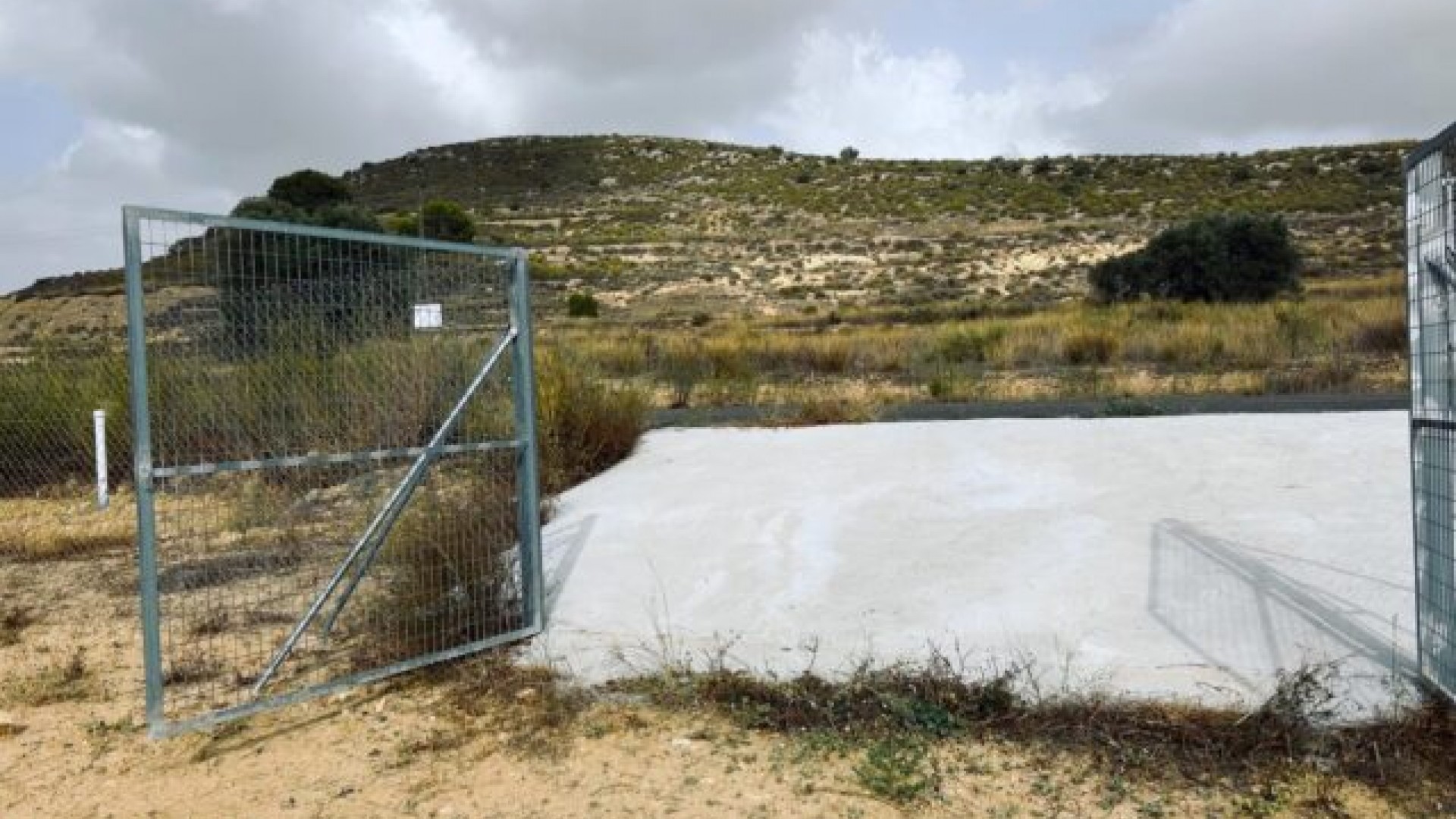 Sprzedaż - Działka Grunt -
Torre del Rico