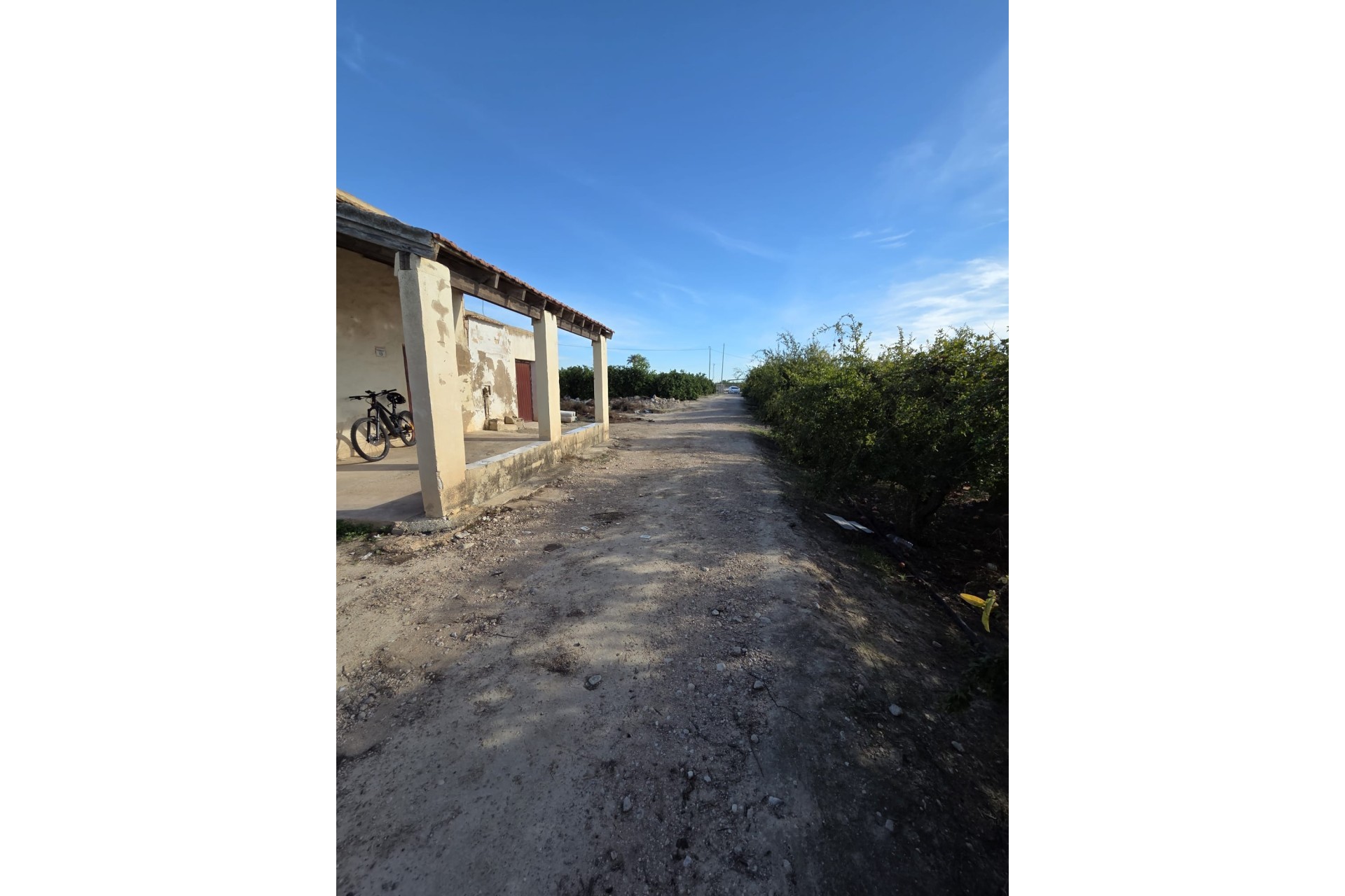 Sprzedaż - Finca / Dom wiejski -
Albatera