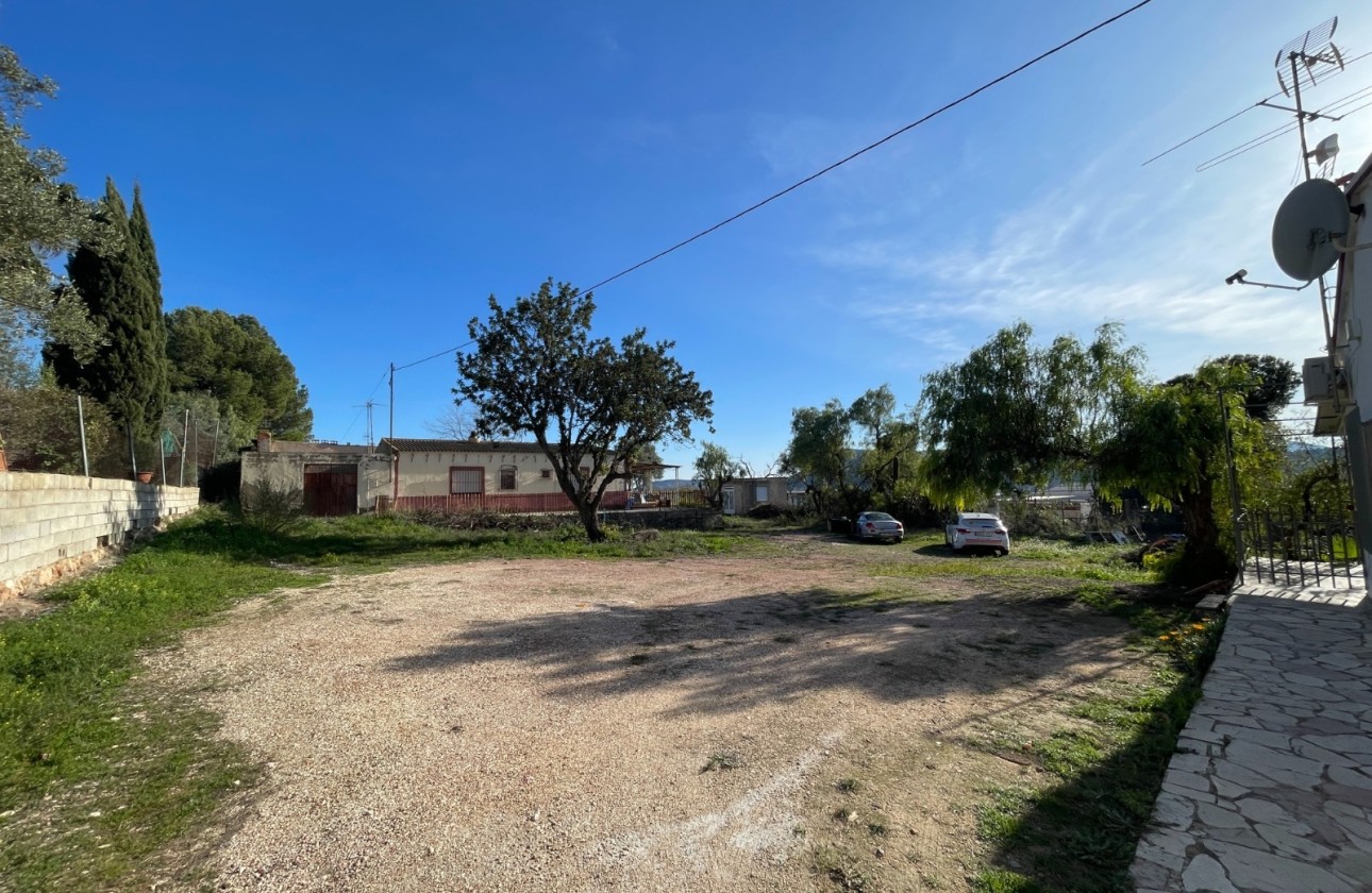 Sprzedaż - Finca / Dom wiejski -
Aspe
