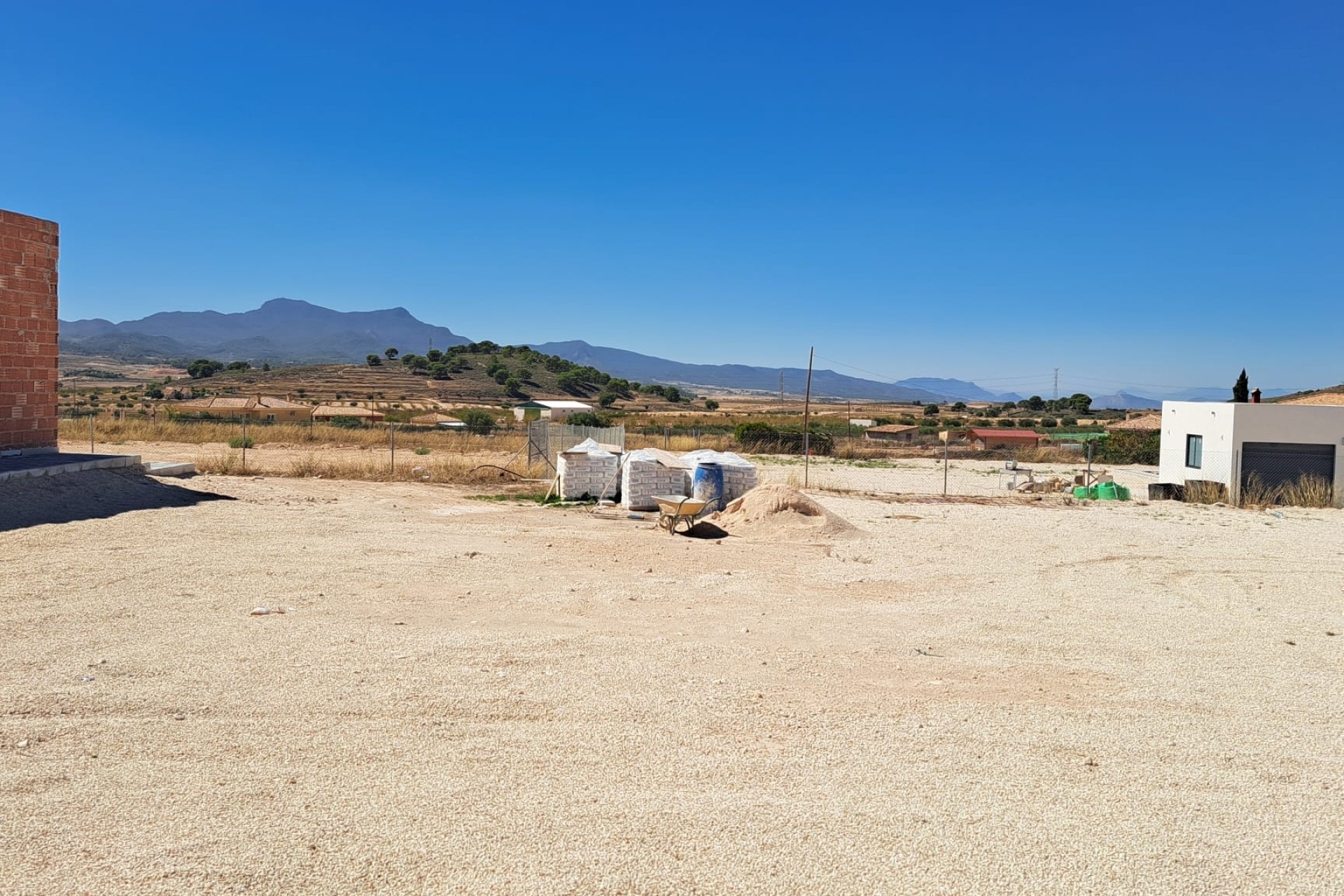 Sprzedaż - Finca / Dom wiejski -
JUMILLA