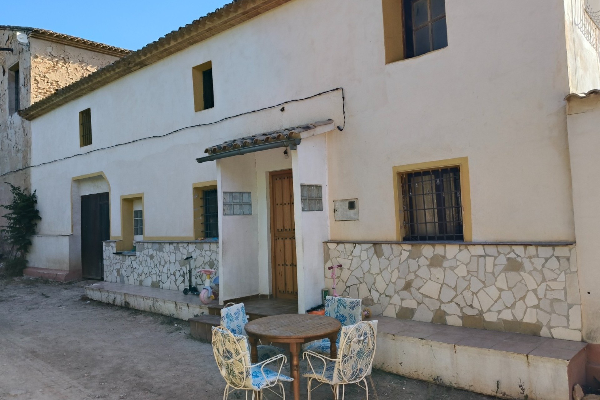 Sprzedaż - Finca / Dom wiejski -
La Romana - Alcaña