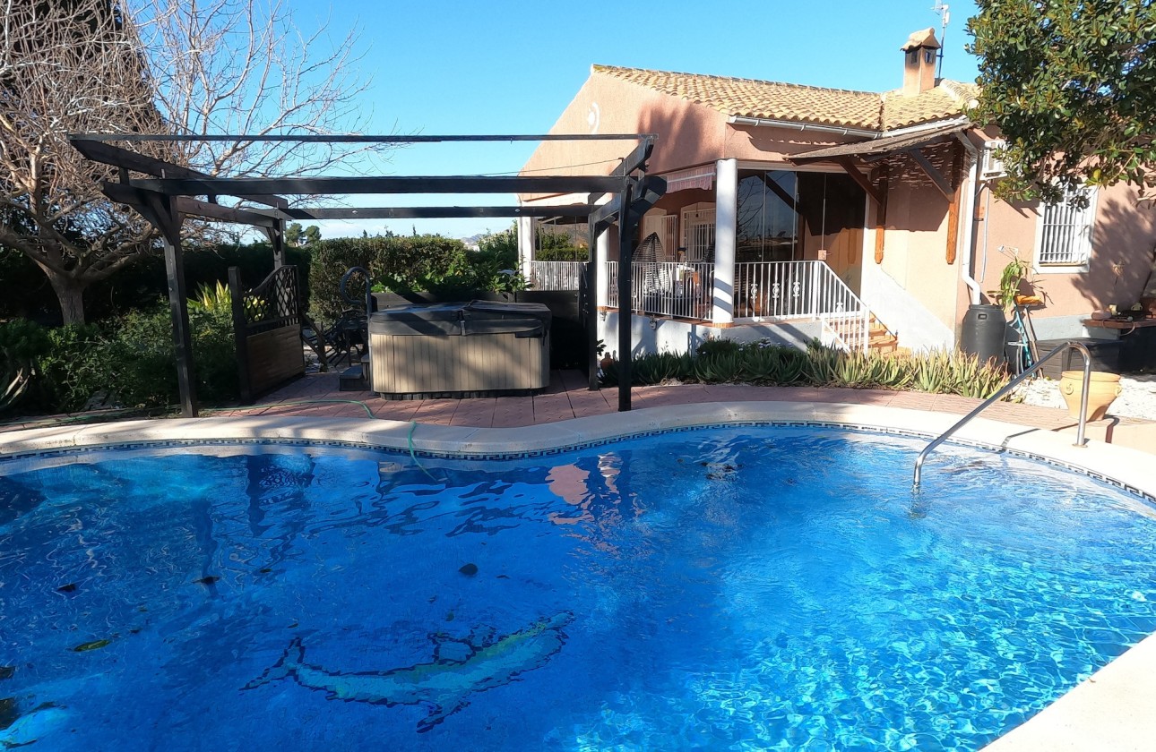 Sprzedaż - Finca / Dom wiejski -
Orihuela