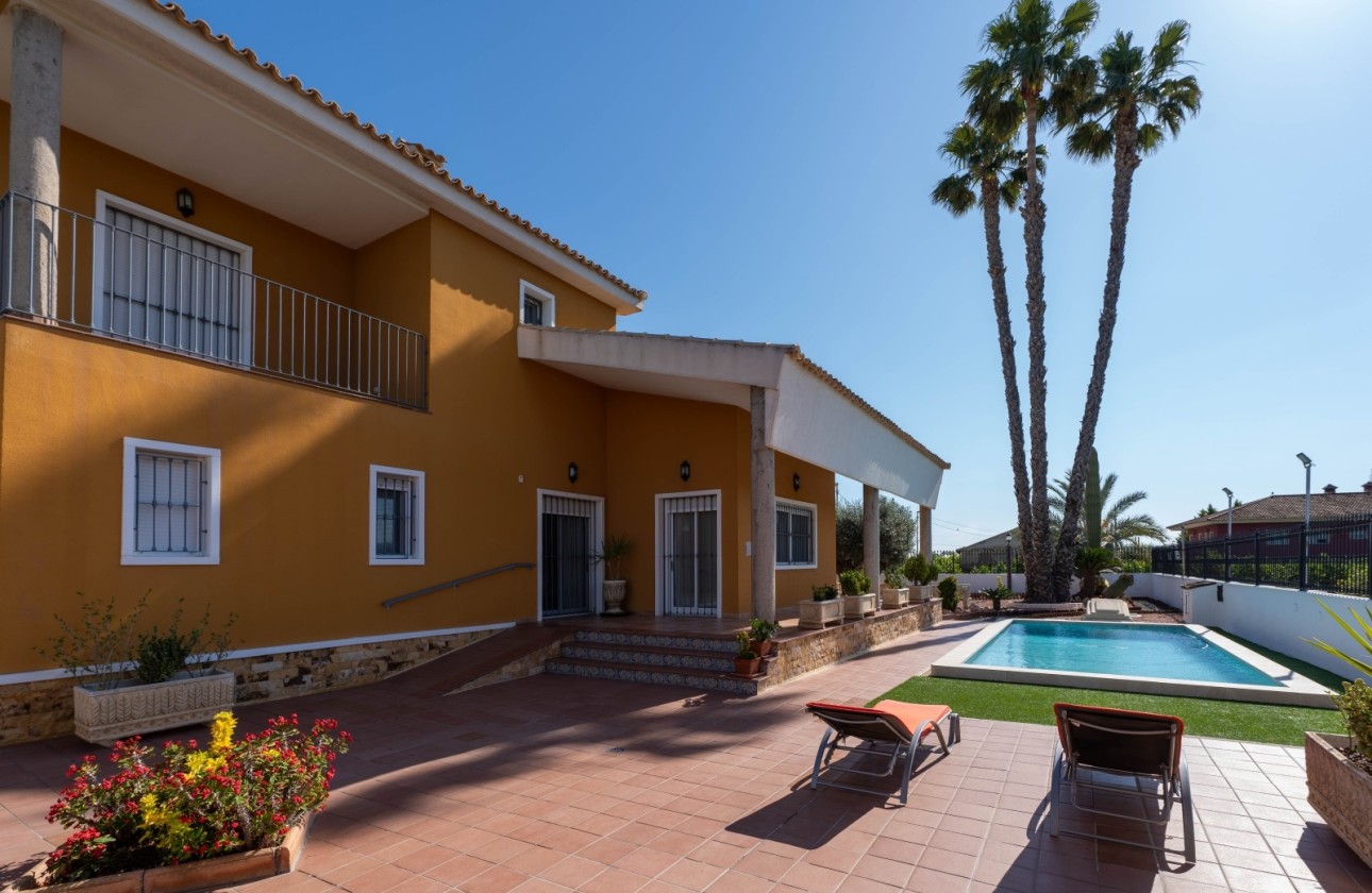 Sprzedaż - Finca / Dom wiejski -
Orihuela