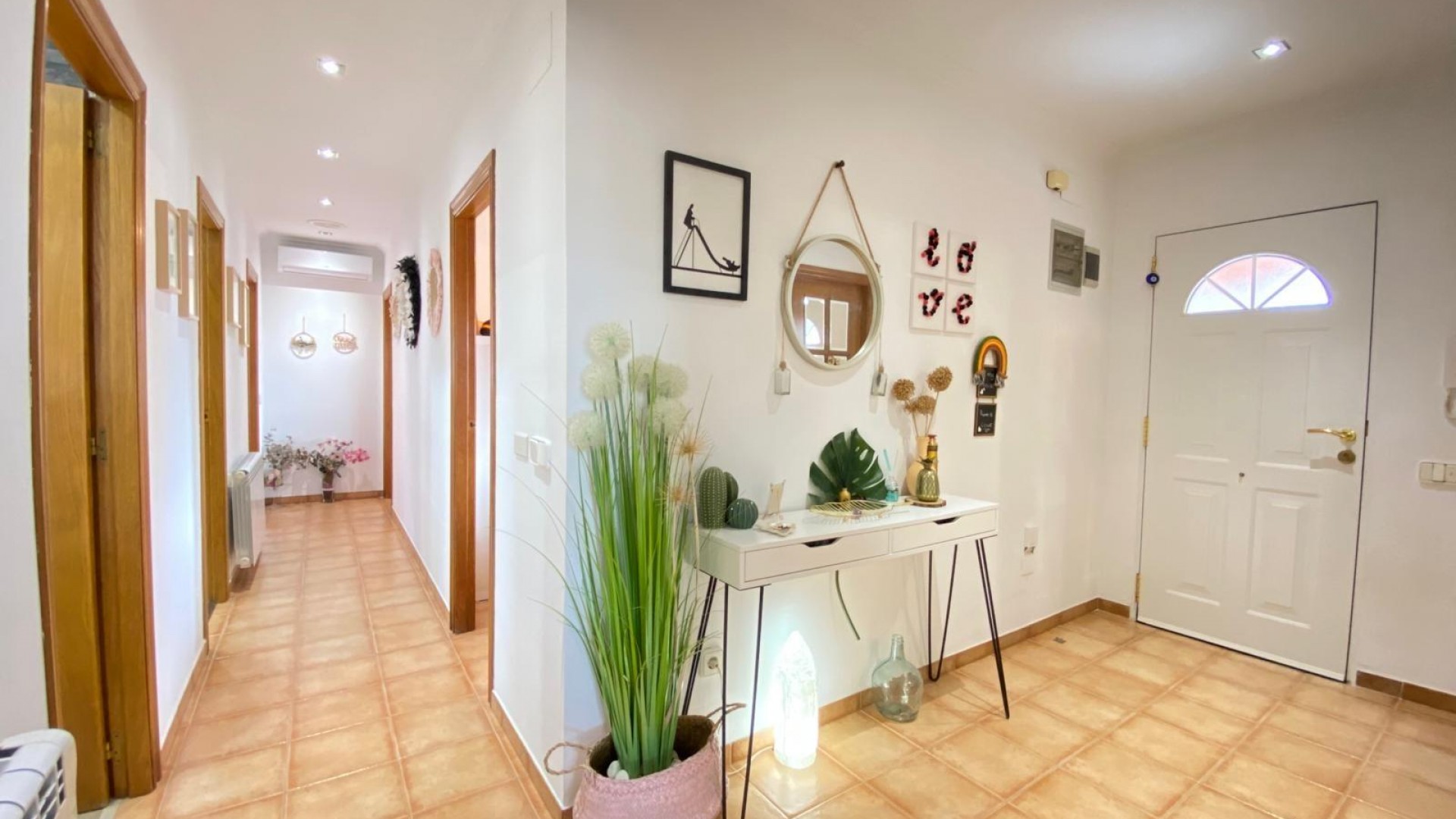 Sprzedaż - Finca nieruchomość wiejska -
Alicante