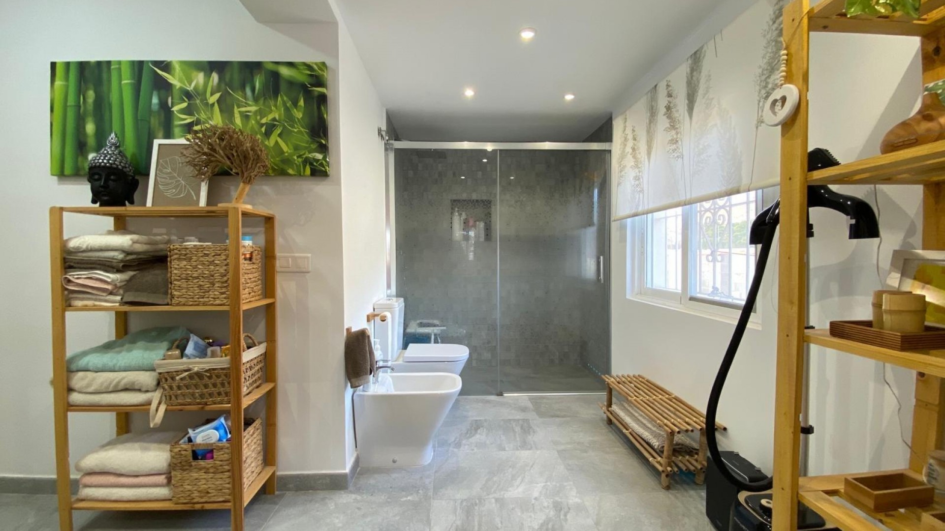 Sprzedaż - Finca nieruchomość wiejska -
Alicante