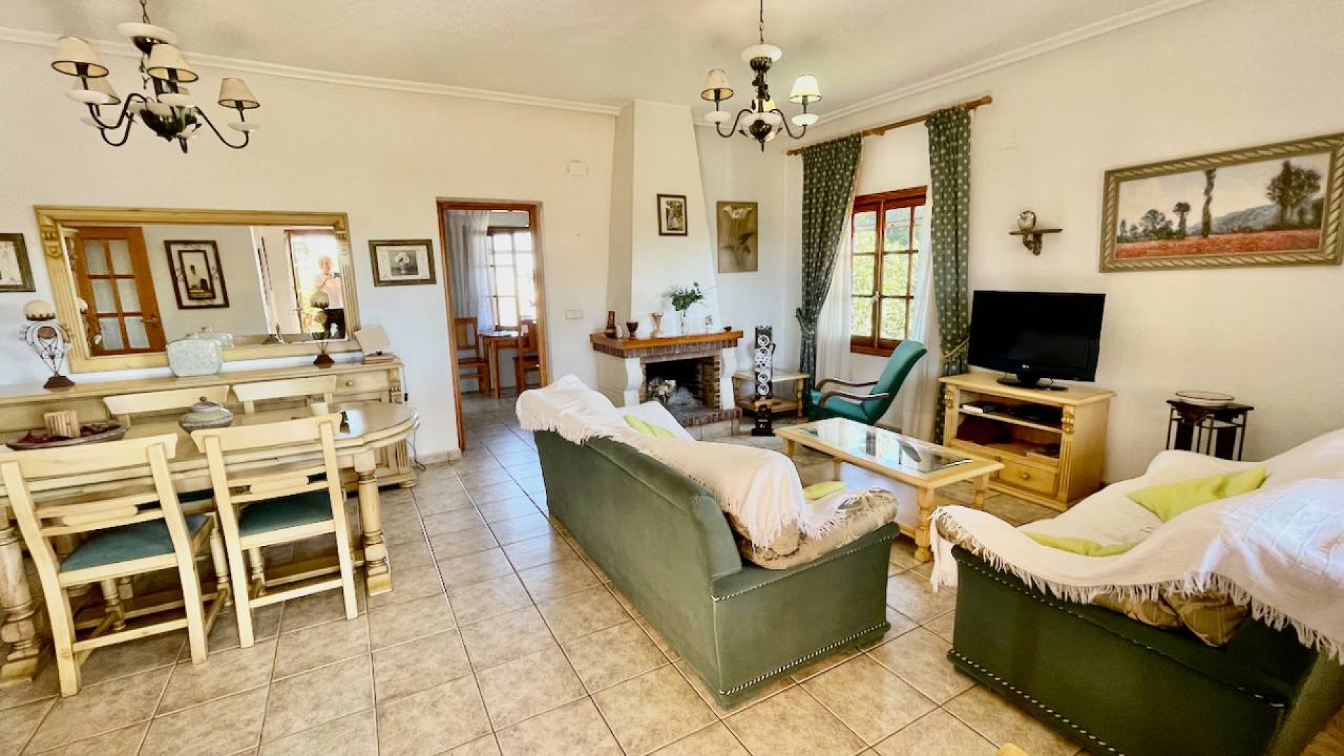 Sprzedaż - Finca nieruchomość wiejska -
Daya Nueva