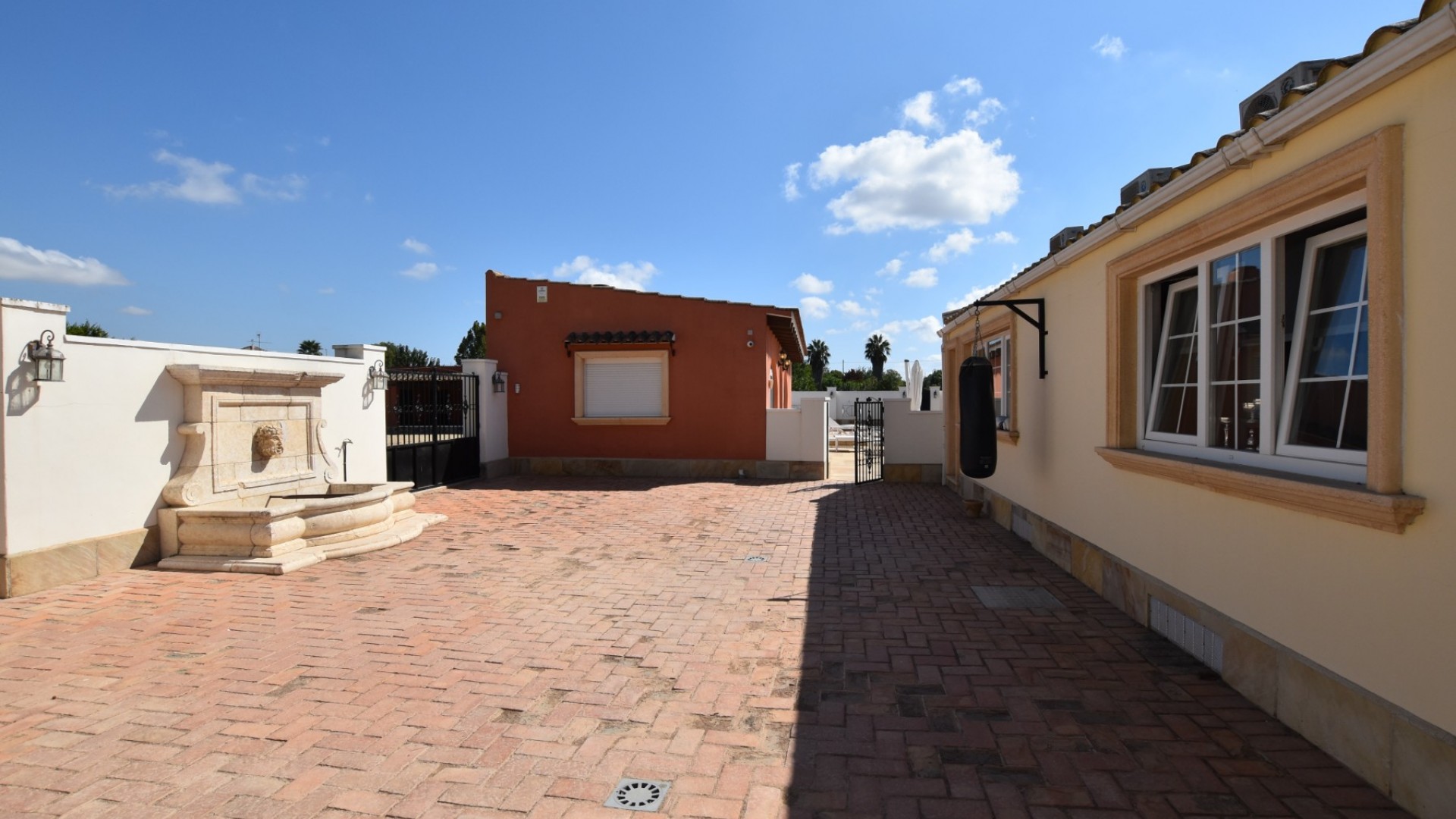 Sprzedaż - Finca nieruchomość wiejska -
Heredades